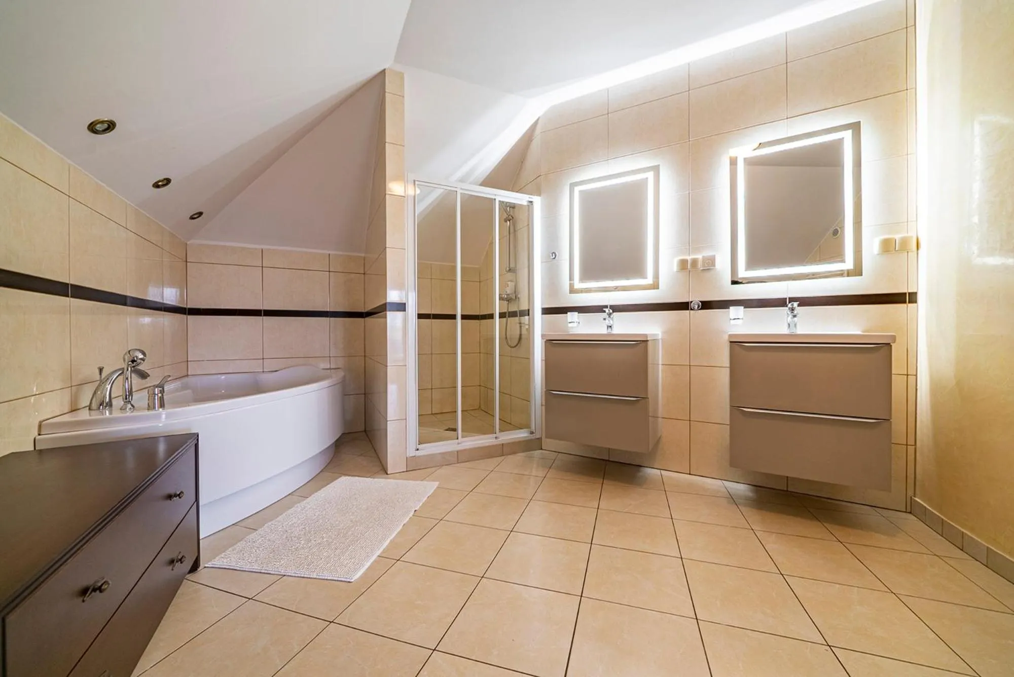 Willa Laura Władysławowo