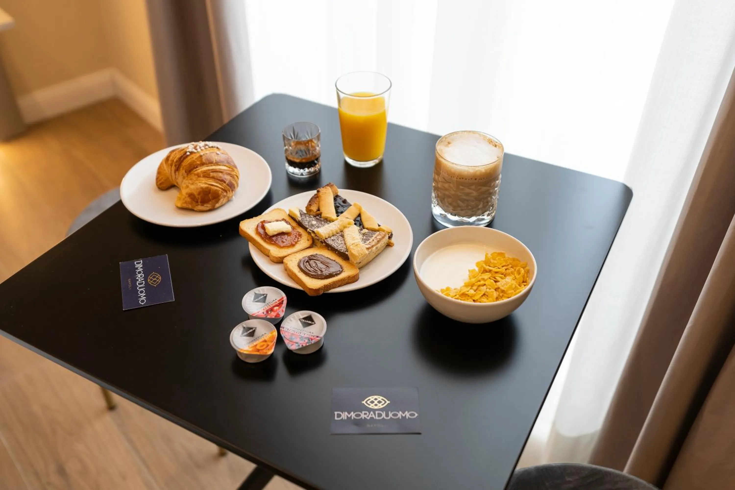 Food and drinks in DIMORA DUOMO