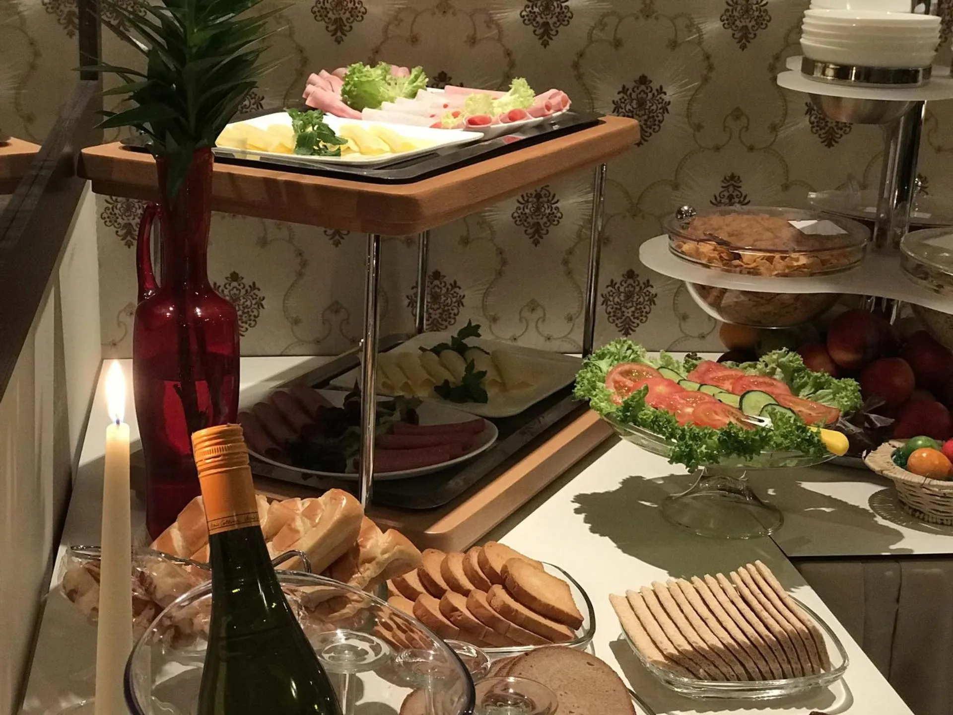 Buffet breakfast in Hotel Cara Vita Cologne