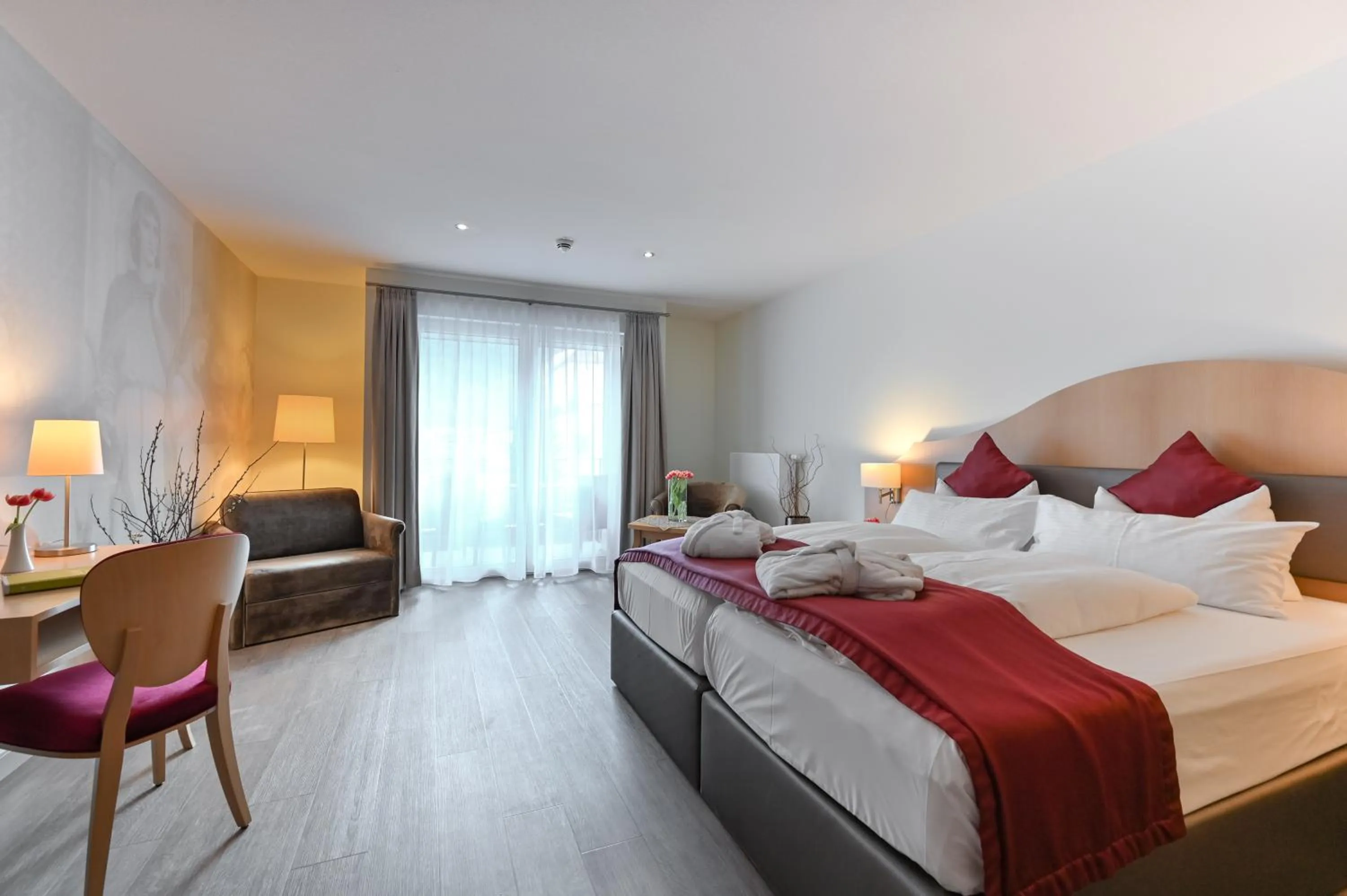 Photo of the whole room, Bed in Villa Ludwig Suite Hotel