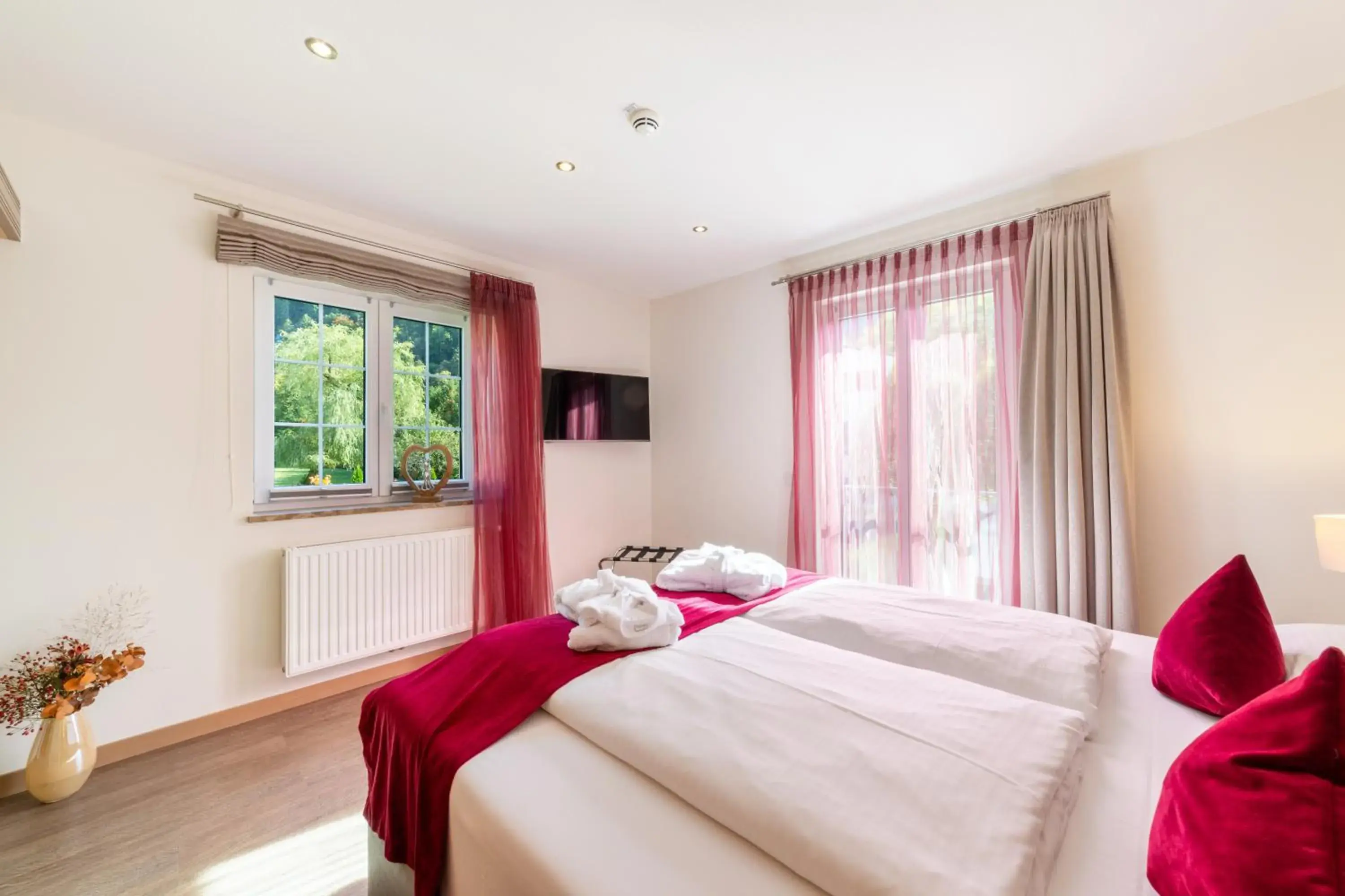 Comfort Suite with castle view in Villa Ludwig Suite Hotel Comfort Suite with castle view in Villa Ludwig Suite Hotel