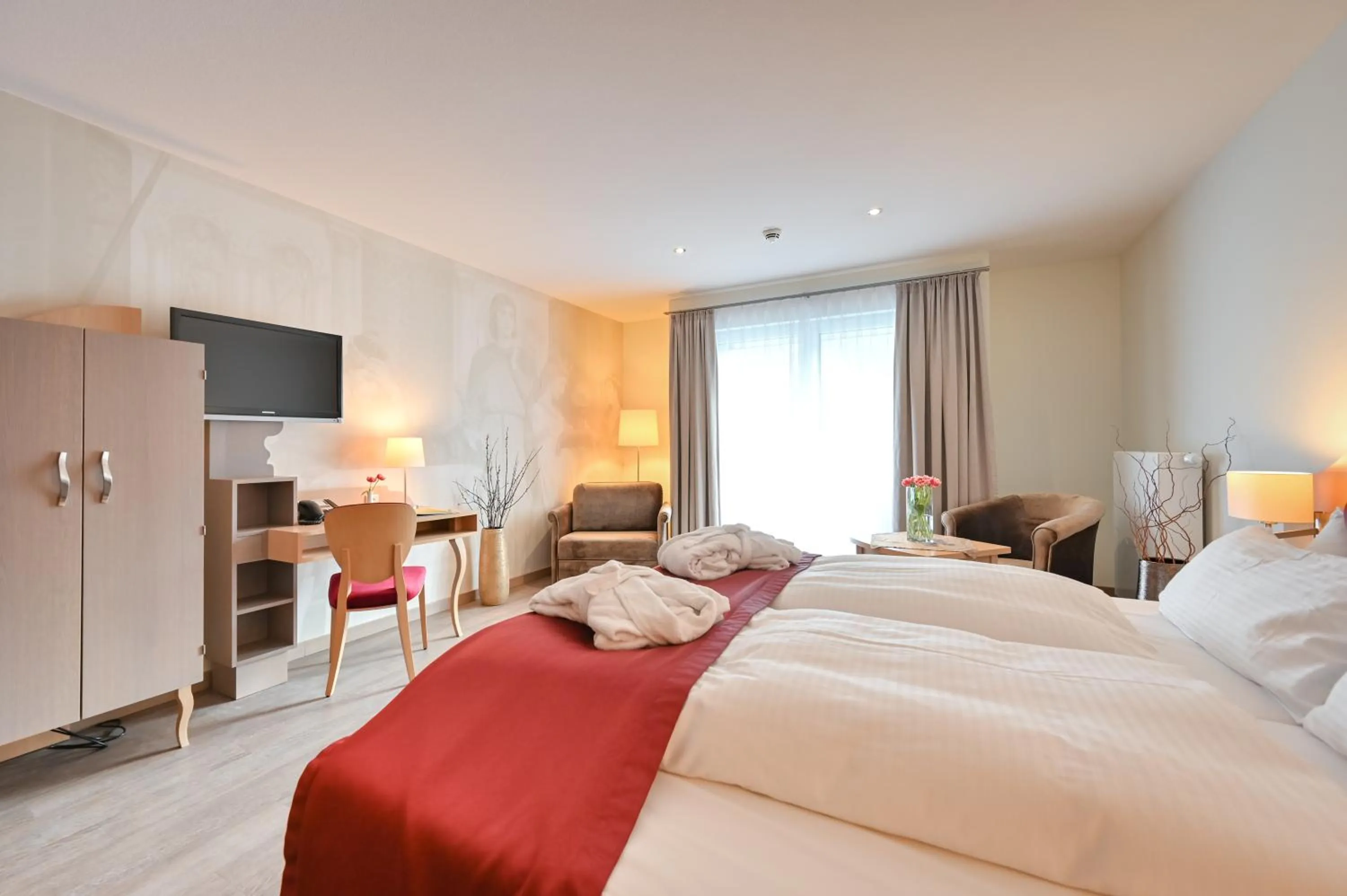 Photo of the whole room, Bed in Villa Ludwig Suite Hotel