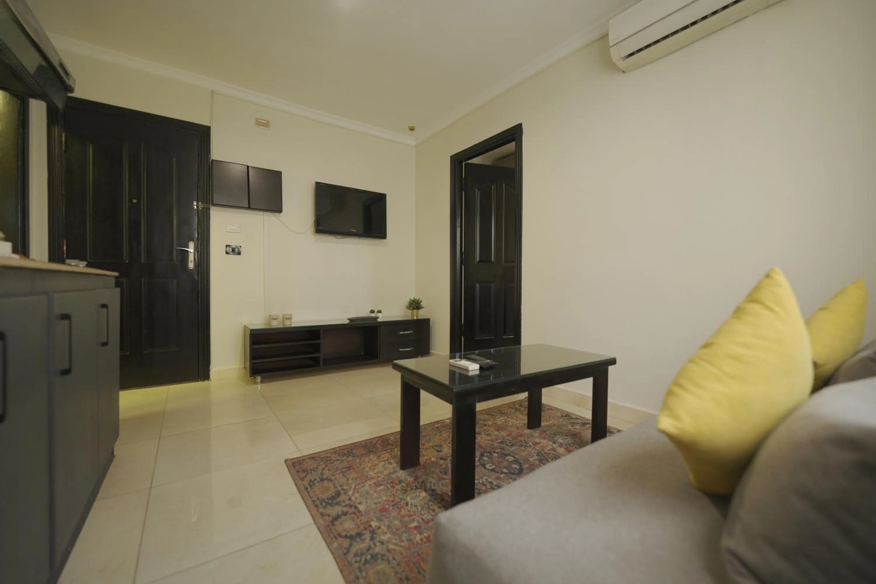 NewCity Hotel & Suites