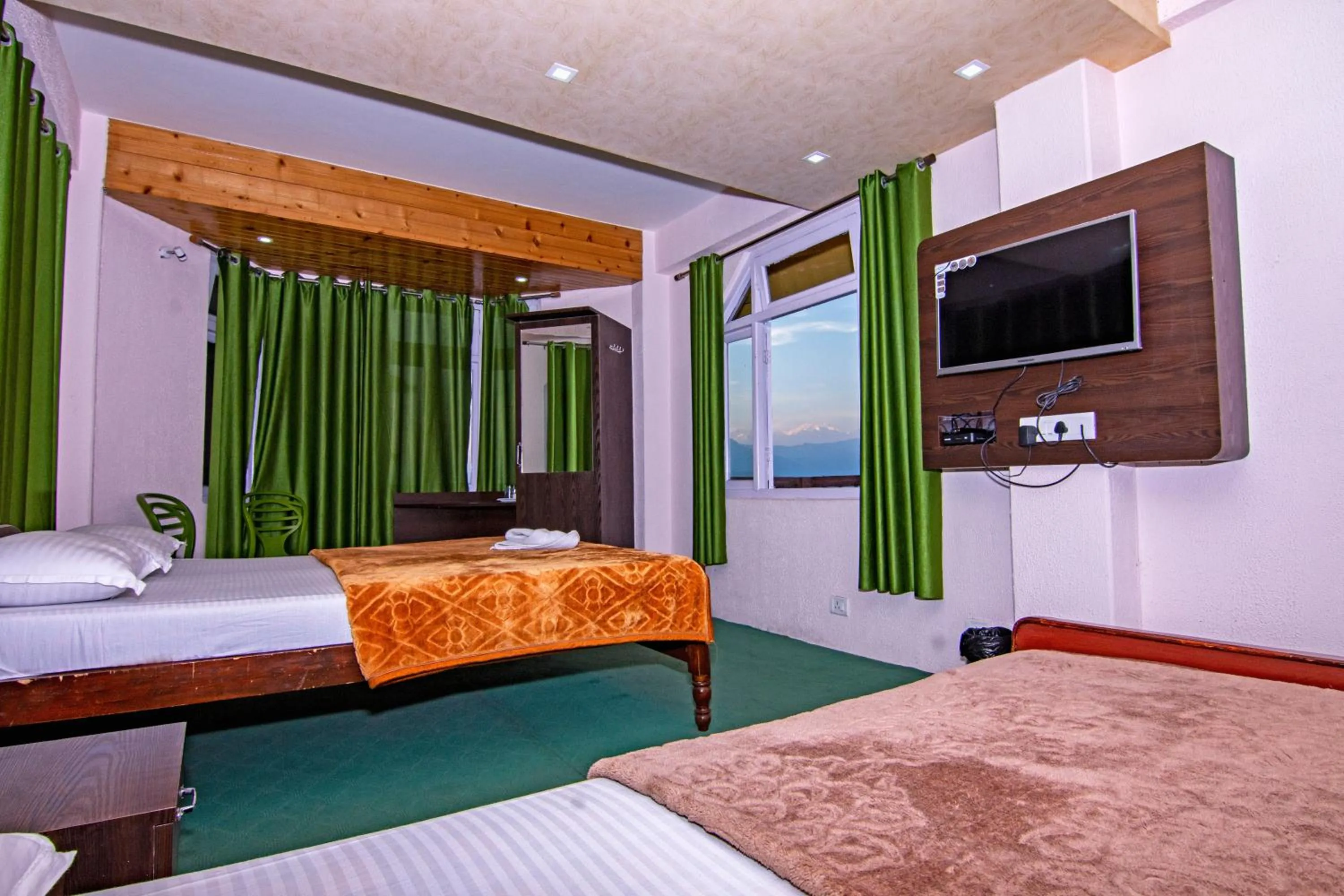 Bed in Hotel Paradiso