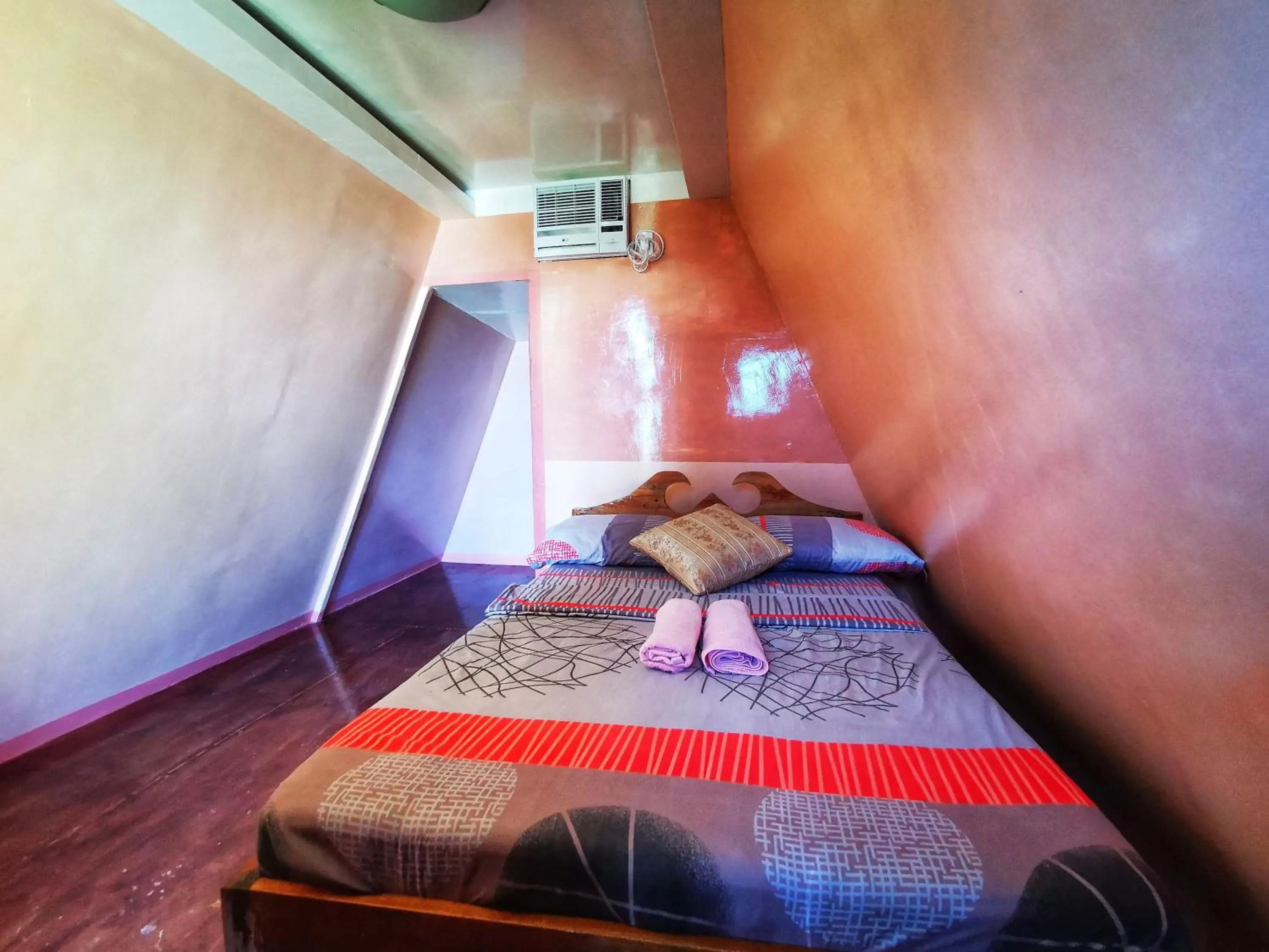 Bed in Acuario Beach Inn