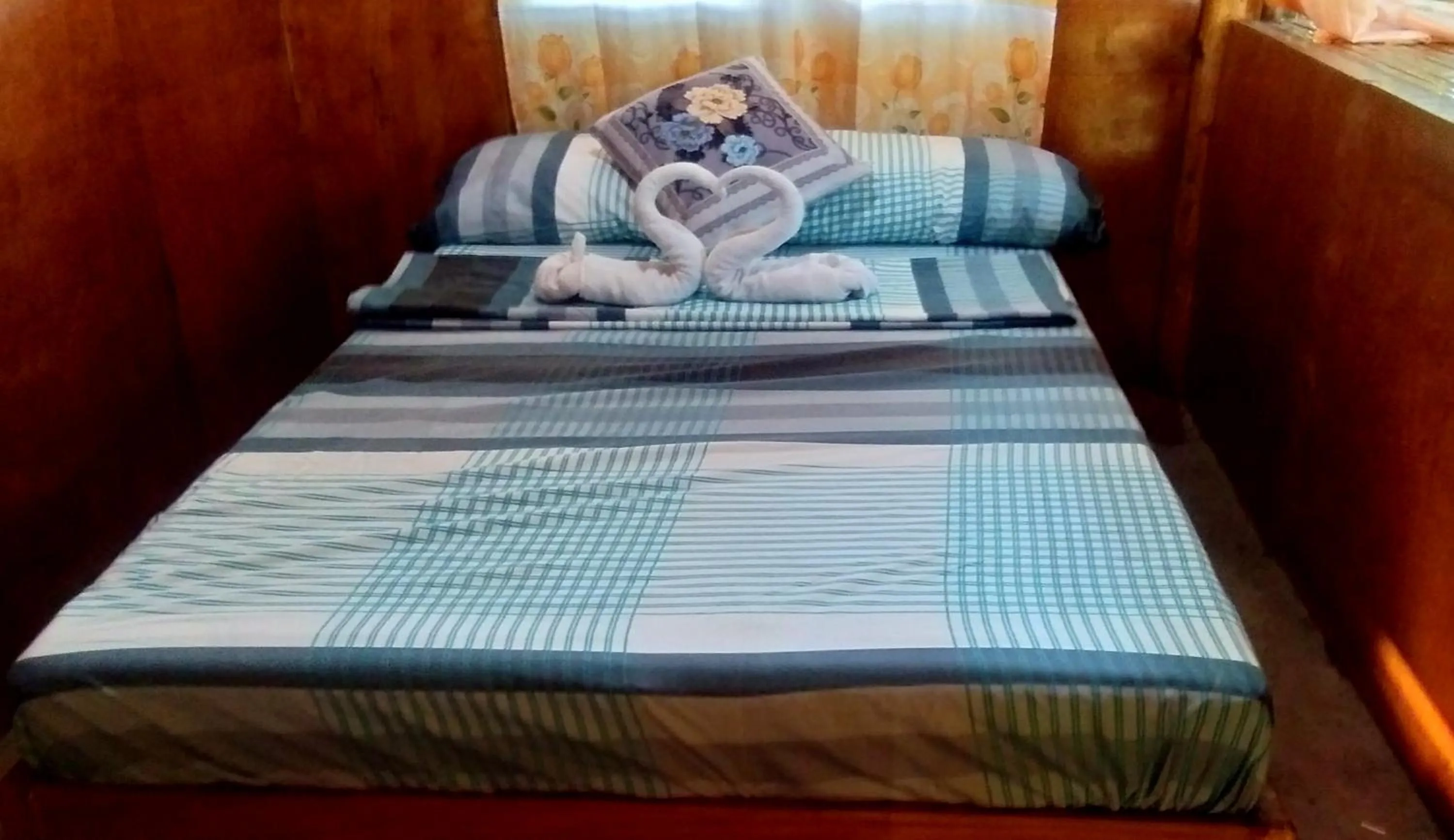 Bed in Acuario Beach Inn