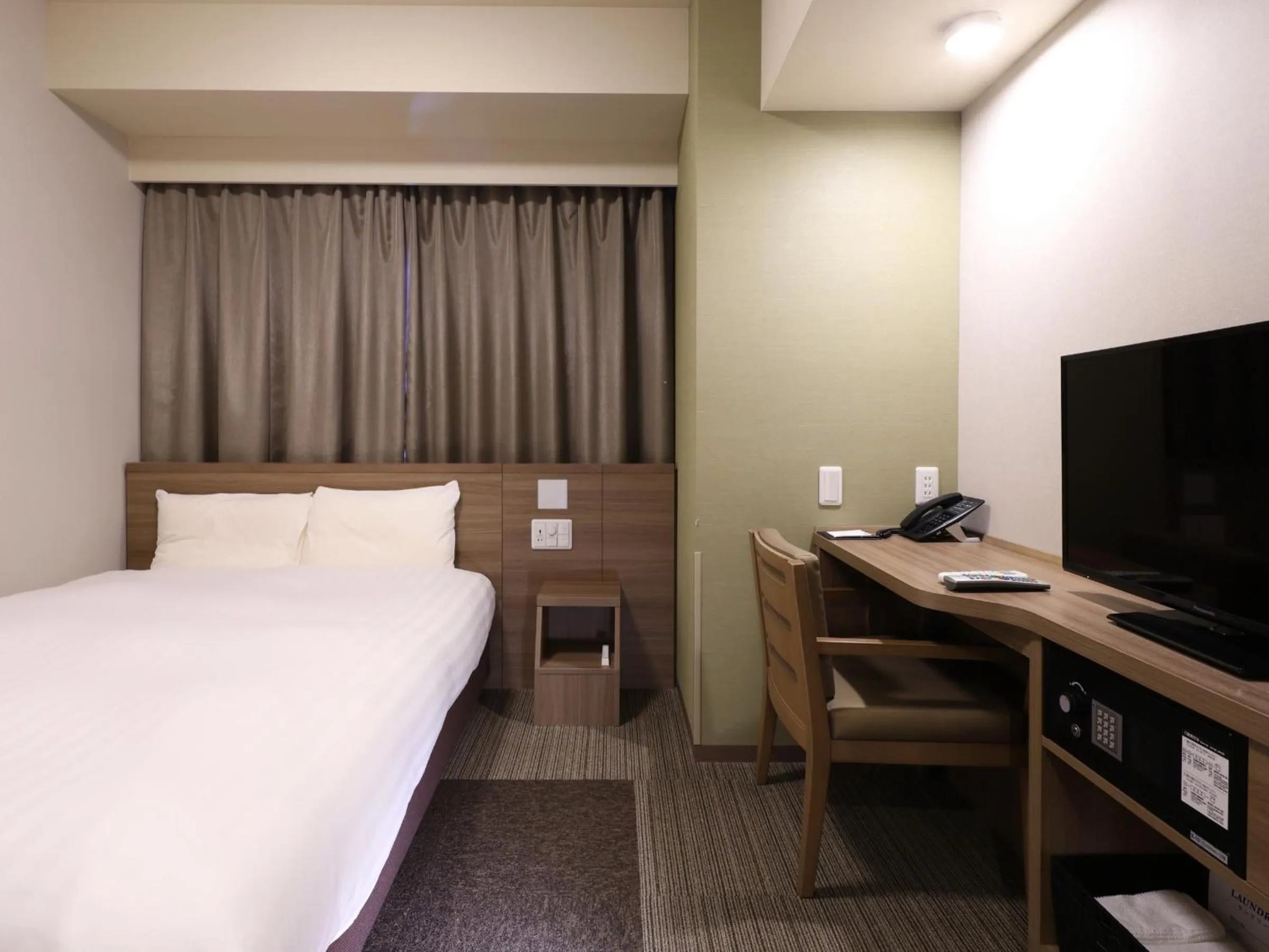 Bed in Dormy Inn Premium Fukui Natural Hot Spring