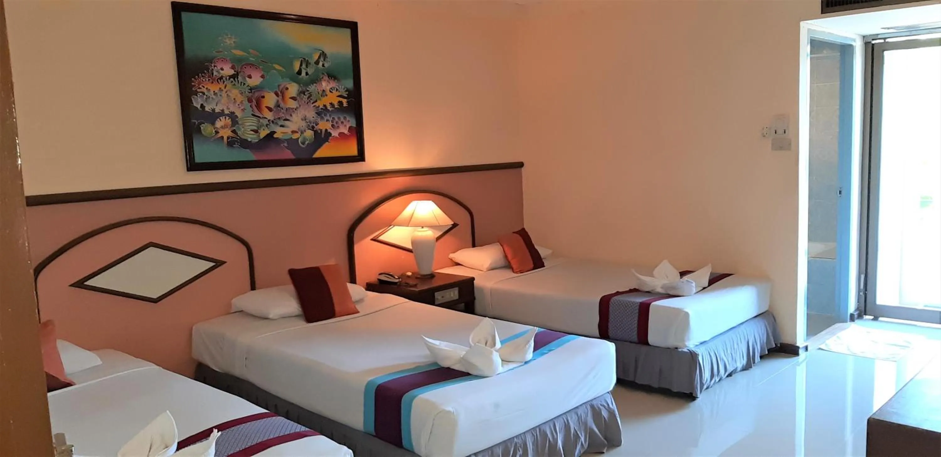 Bed in D2 lamoon resotel