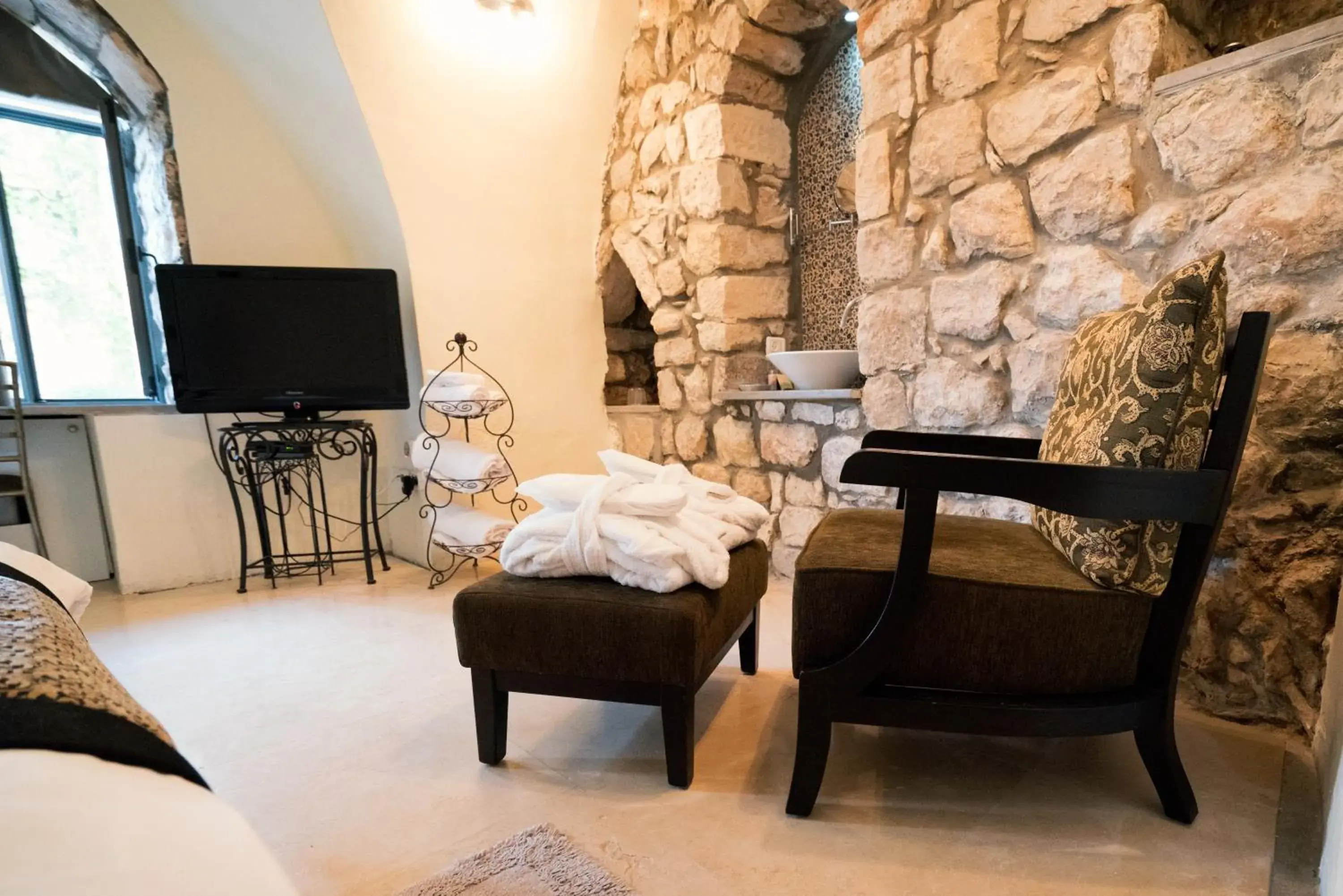 Standard Suite in Artists Colony Inn Zefat Standard Suite in Artists Colony Inn Zefat