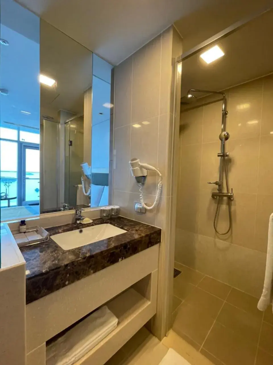 Premium Family Twin Room with Sea View in Hidden Bay Hotel Premium Family Twin Room with Sea View in Hidden Bay Hotel