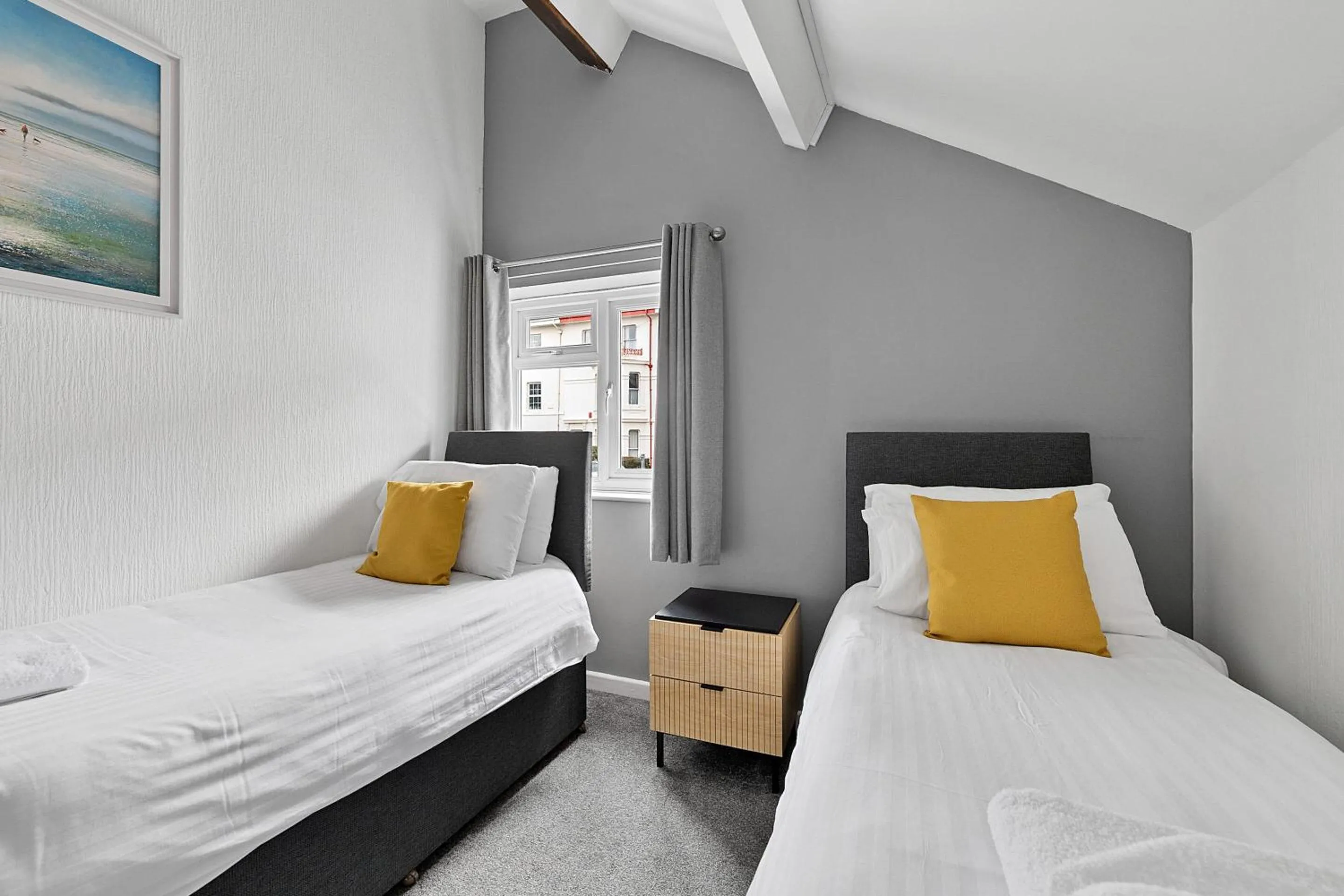 Bedroom, Bed in Imperial Plymouth