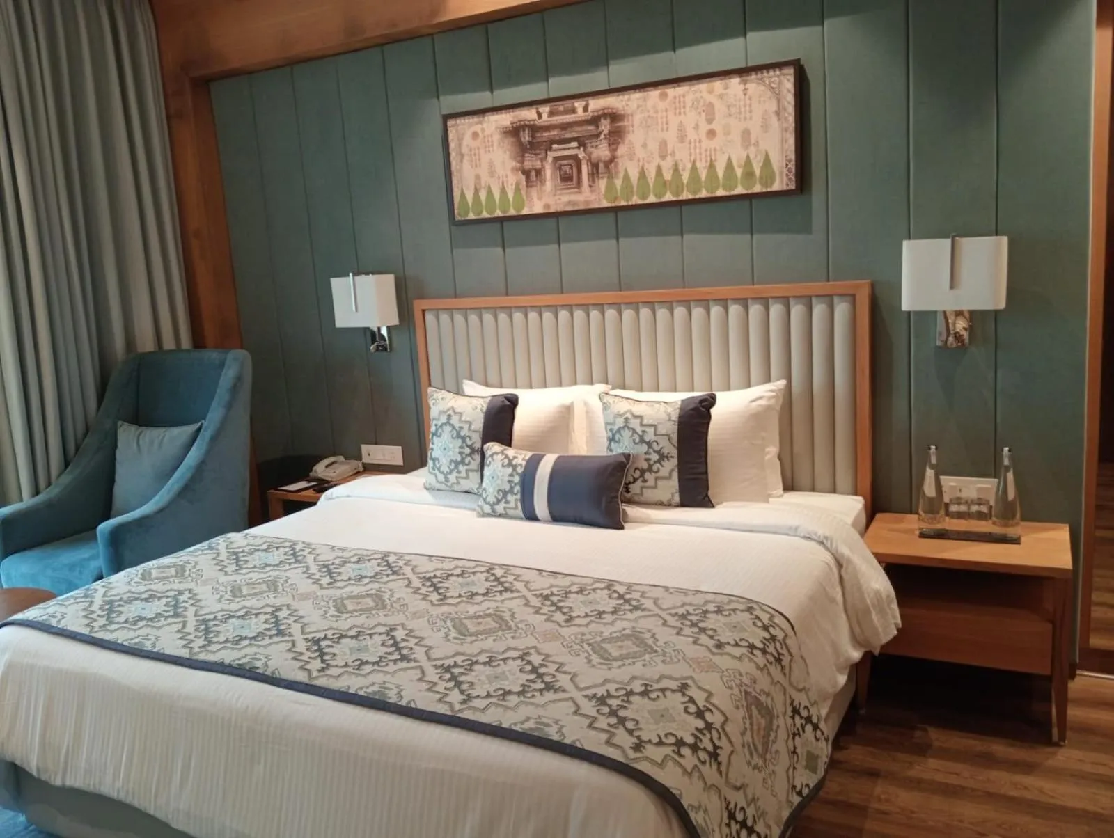 Bed in Sarovar Portico, Somnath