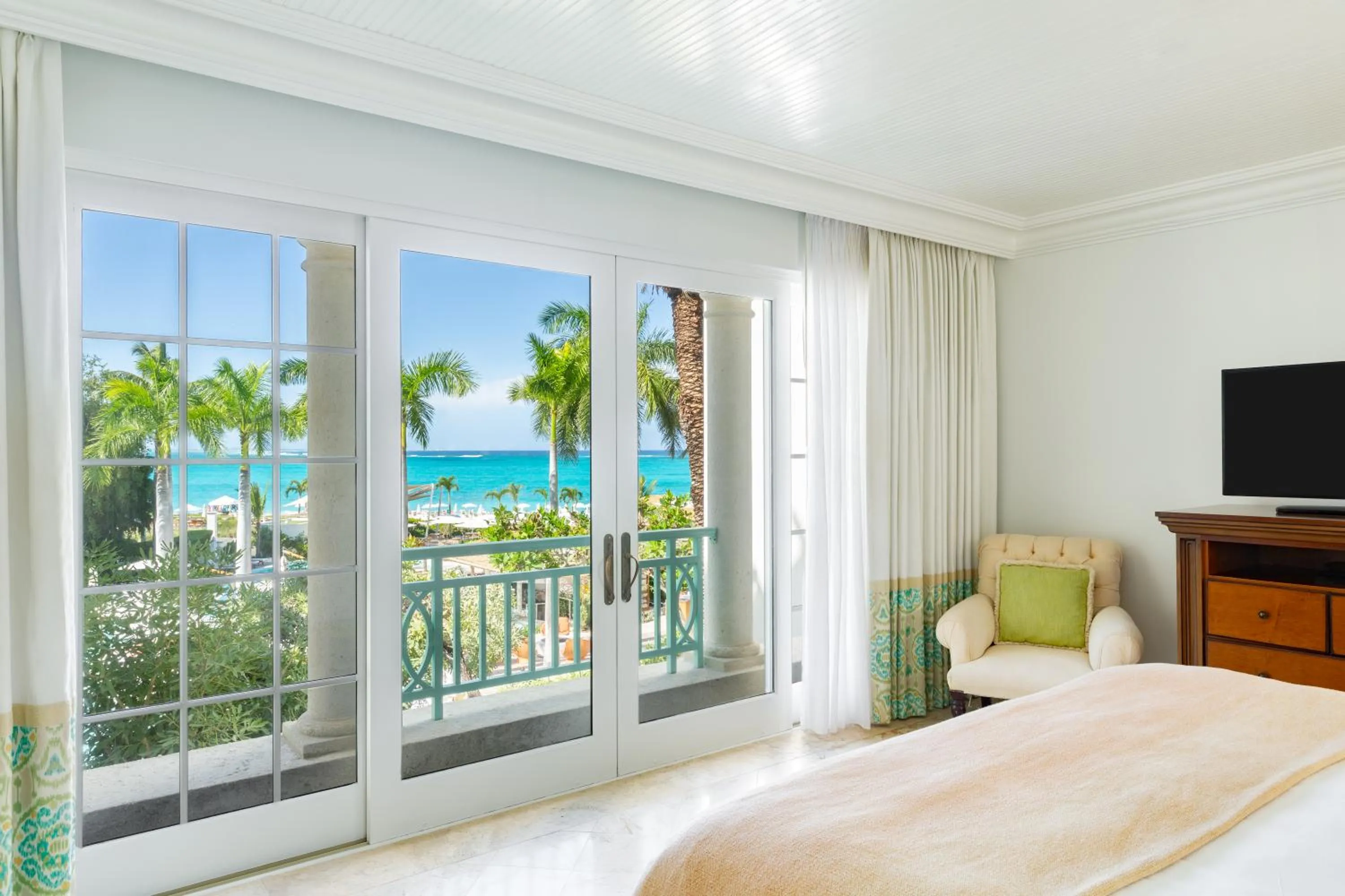 View (from property/room), Bed in The Palms Turks and Caicos