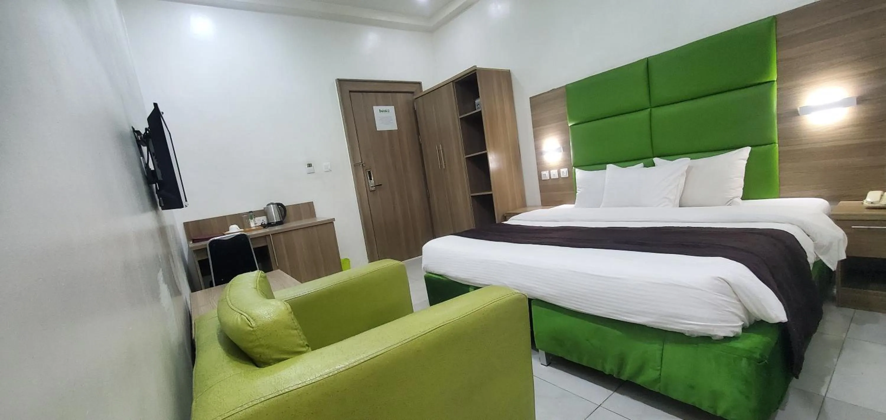 Bed in Dalchifit Suites by Premium Swiss Hospitality