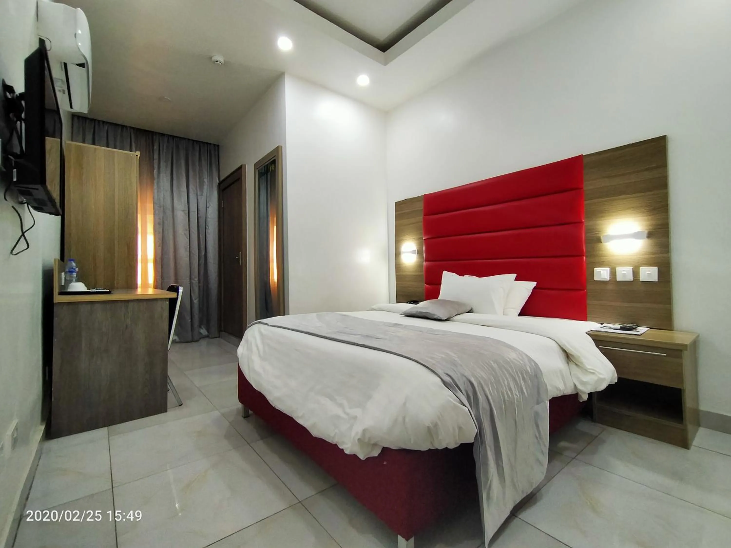 Bed in Dalchifit Suites by Premium Swiss Hospitality