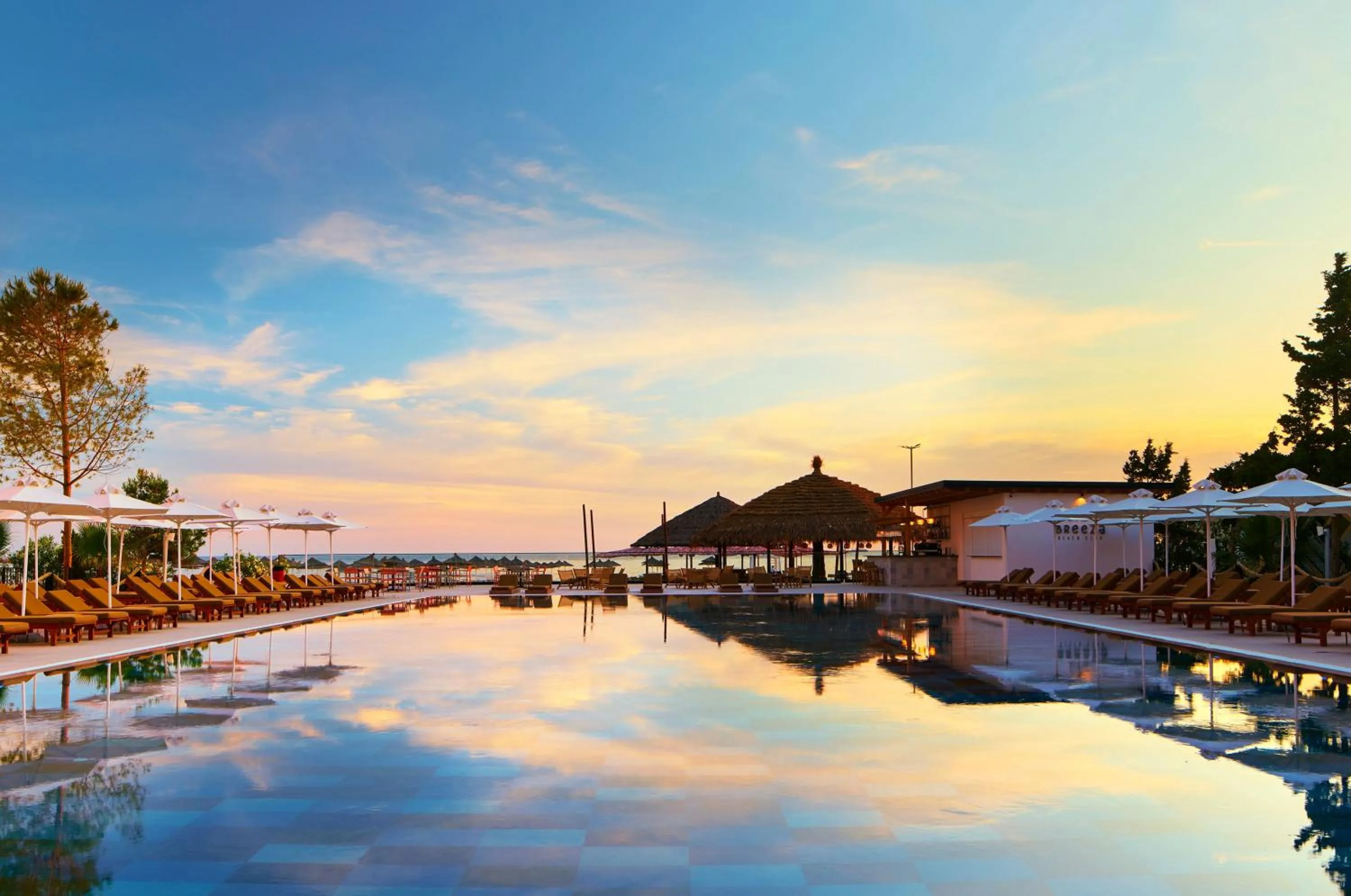 Property building in SOL Tropikal Durres