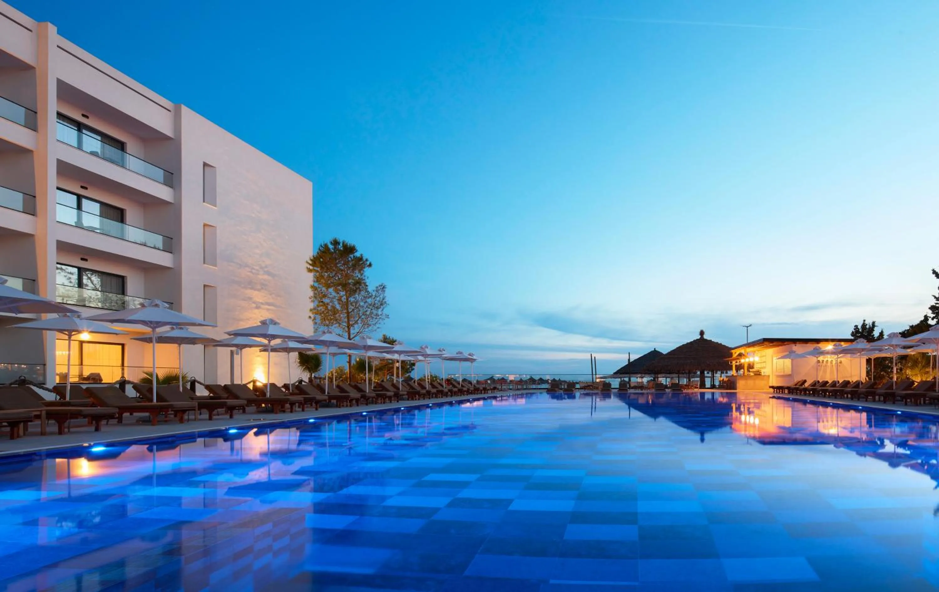 Property building in Sol Tropikal Durrës