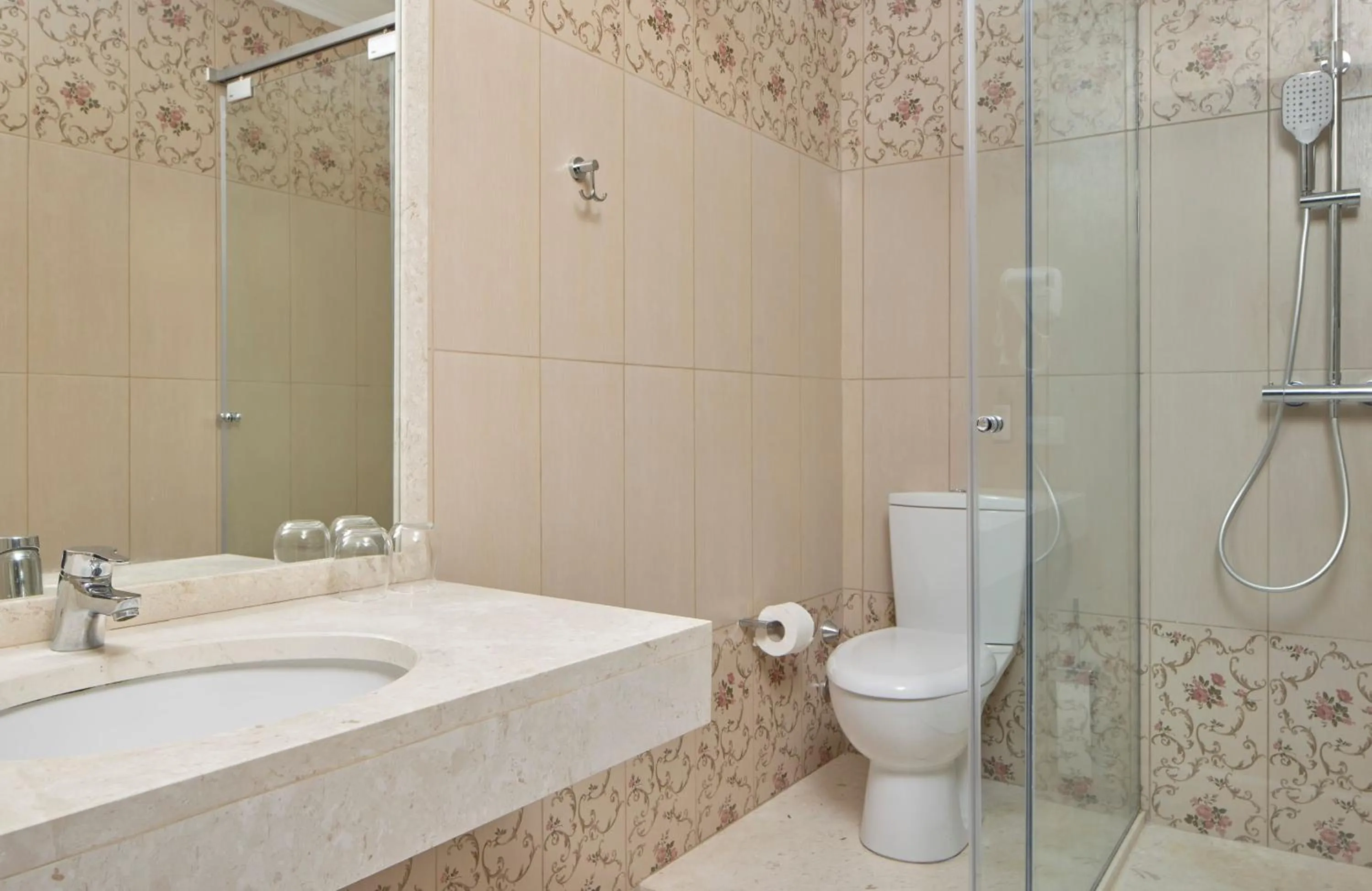 Bathroom in SOL Tropikal Durres