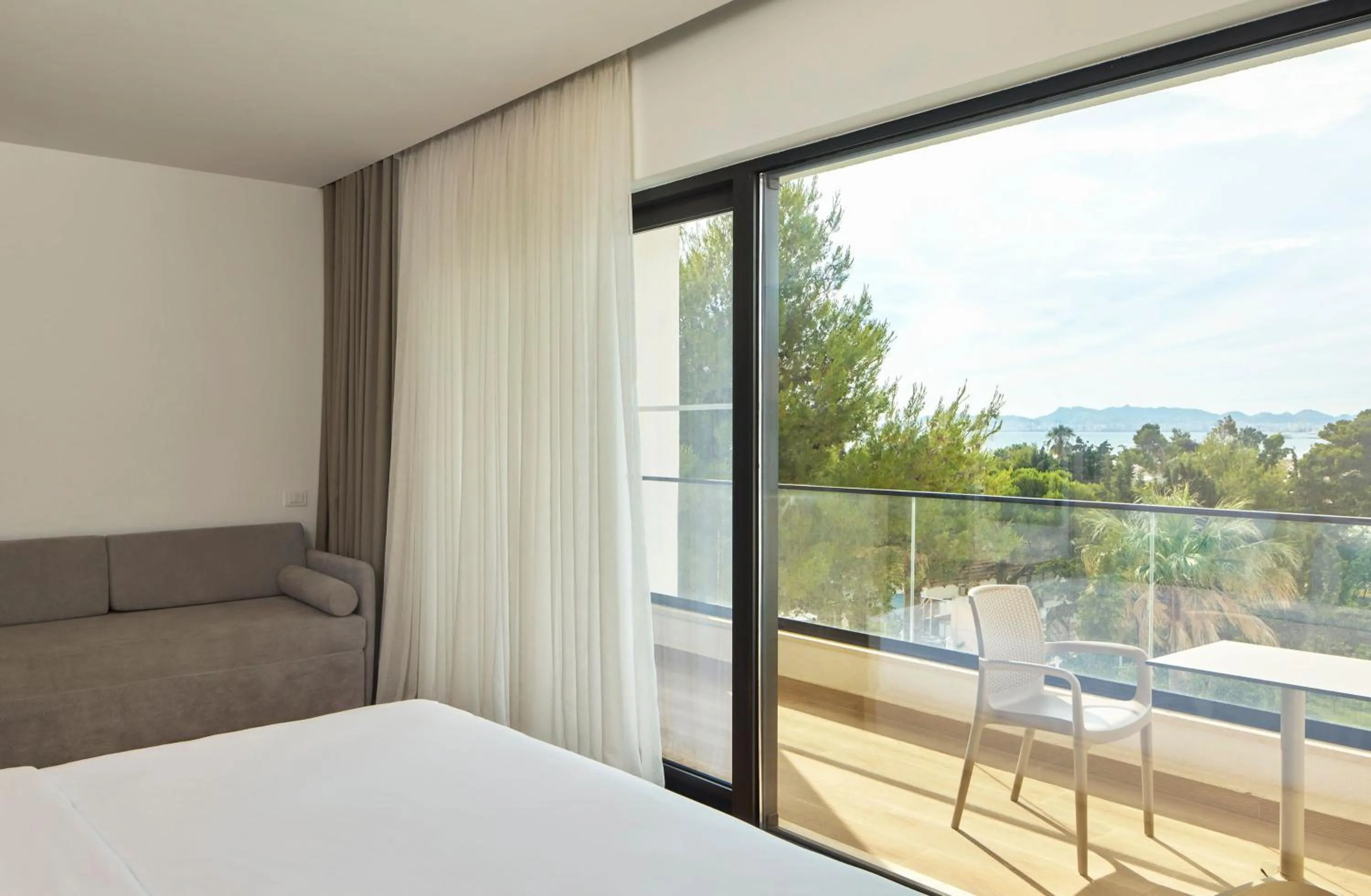 Property building, Bed in SOL Tropikal Durres