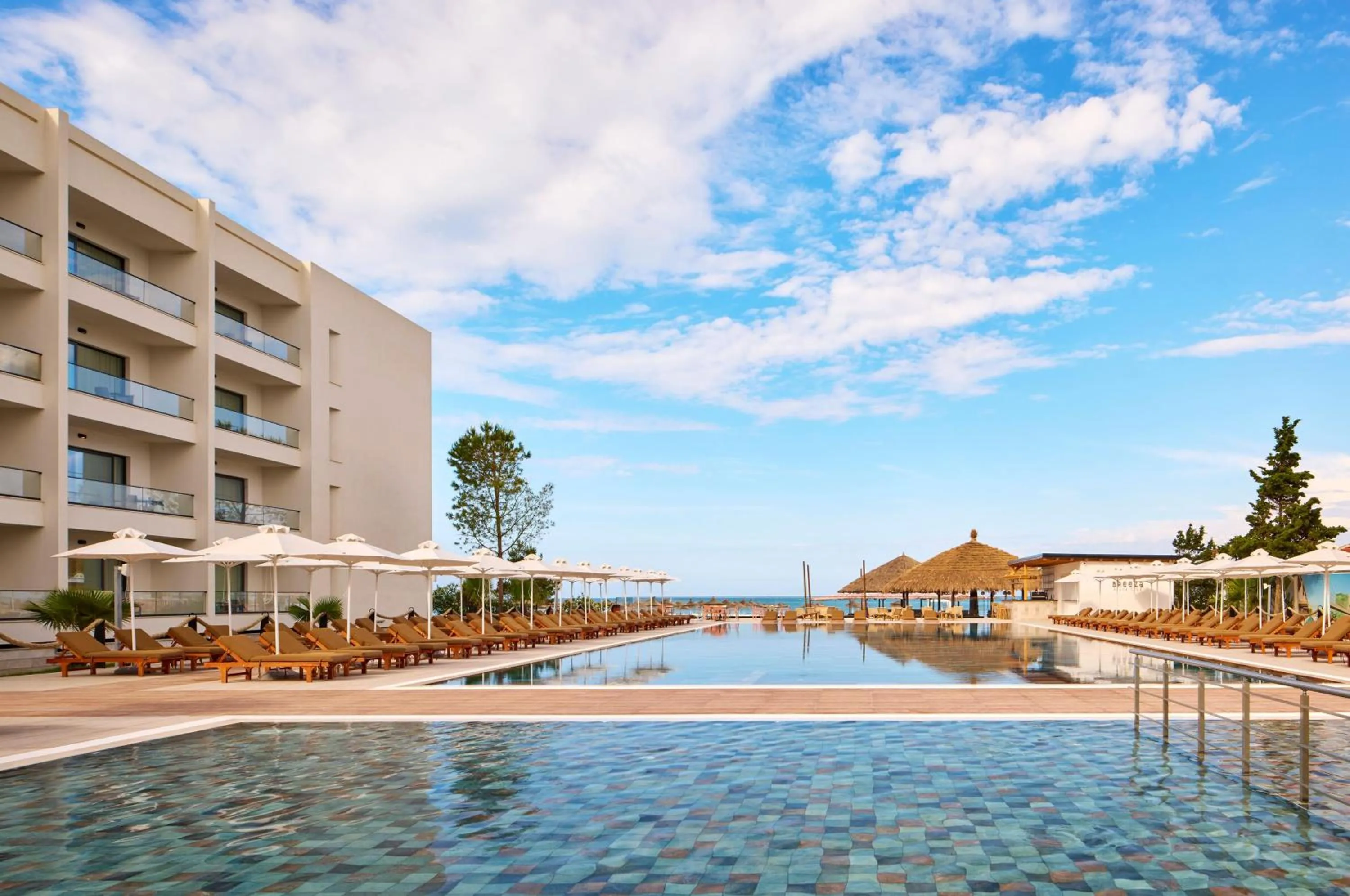 Property building in SOL Tropikal Durres