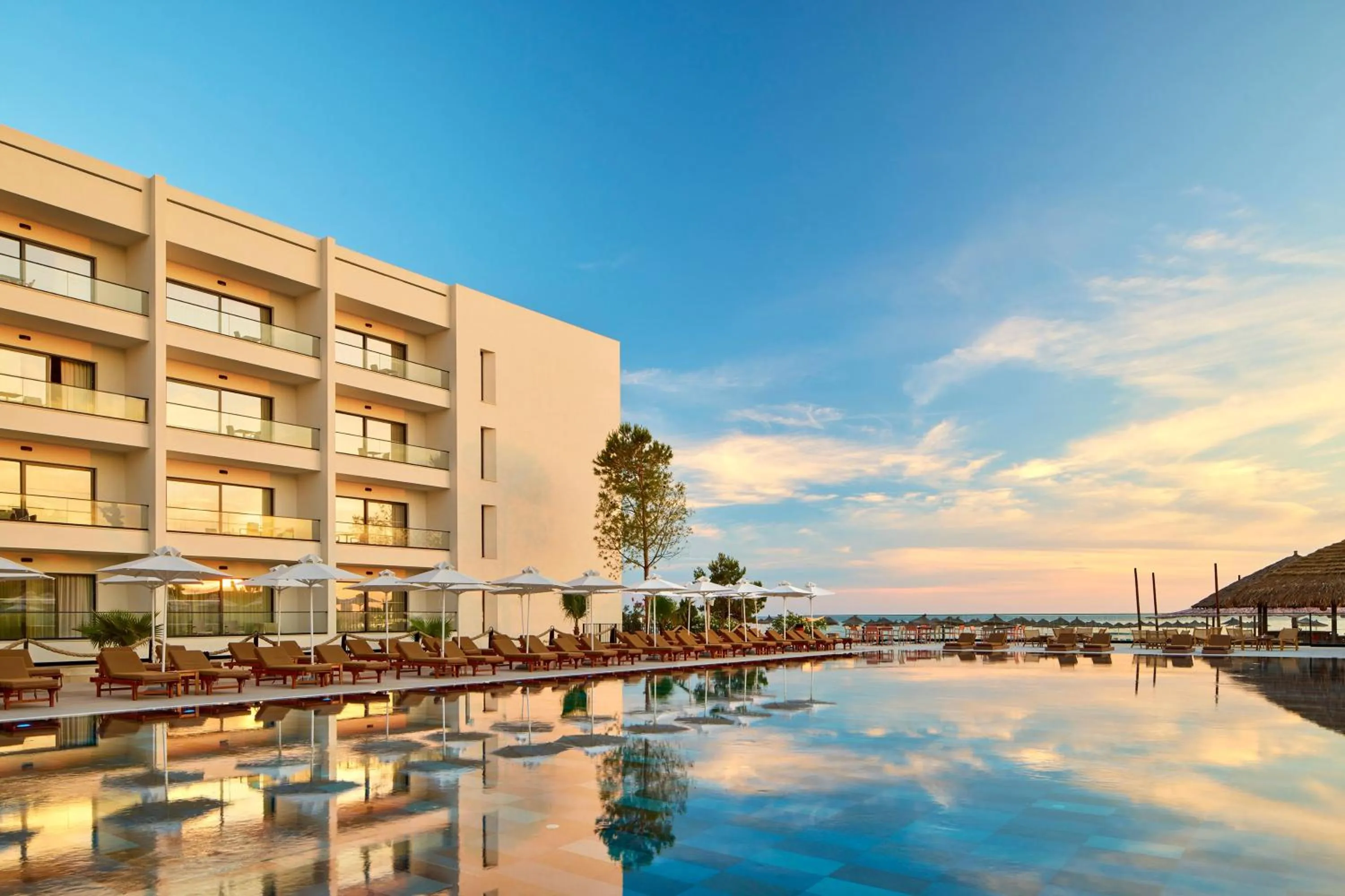 Property building in SOL Tropikal Durres