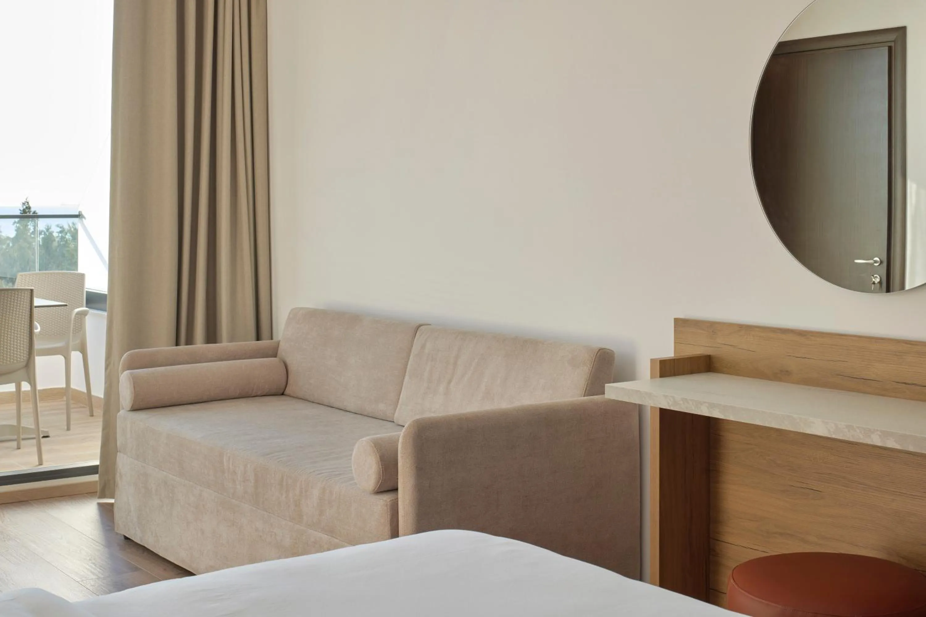 TV and multimedia, Bed in Sol Tropikal Durrës