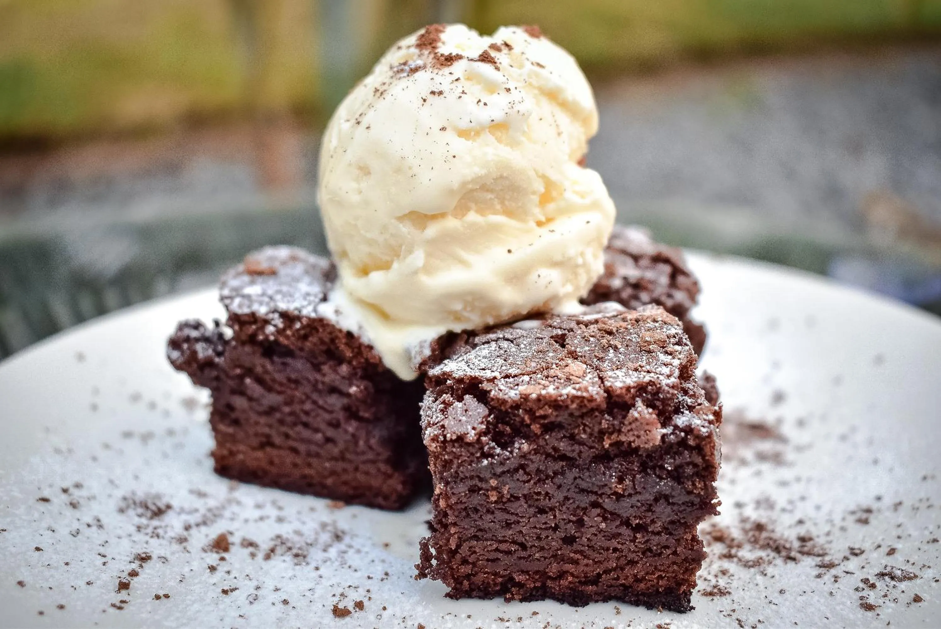 Food and drinks in Atelier Boutique Hotel