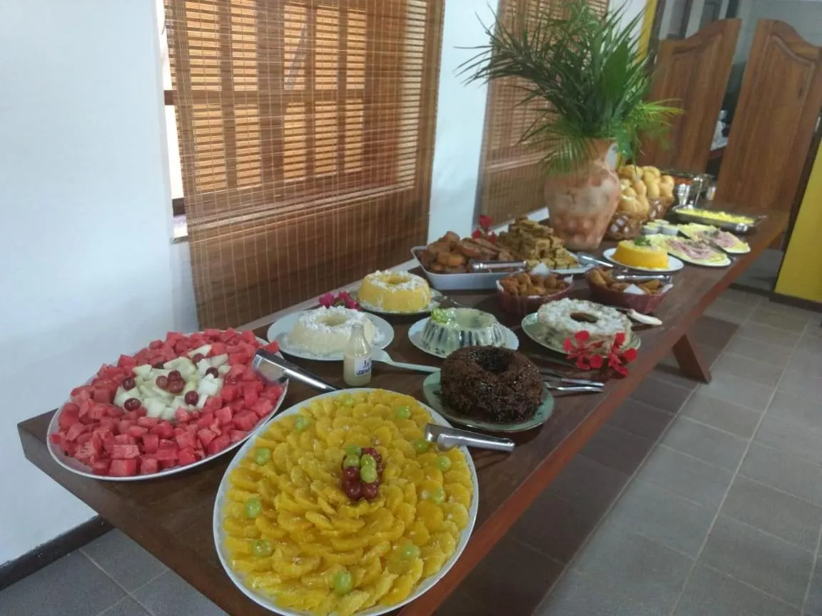 Breakfast in Pousada Dos Girassois Prado