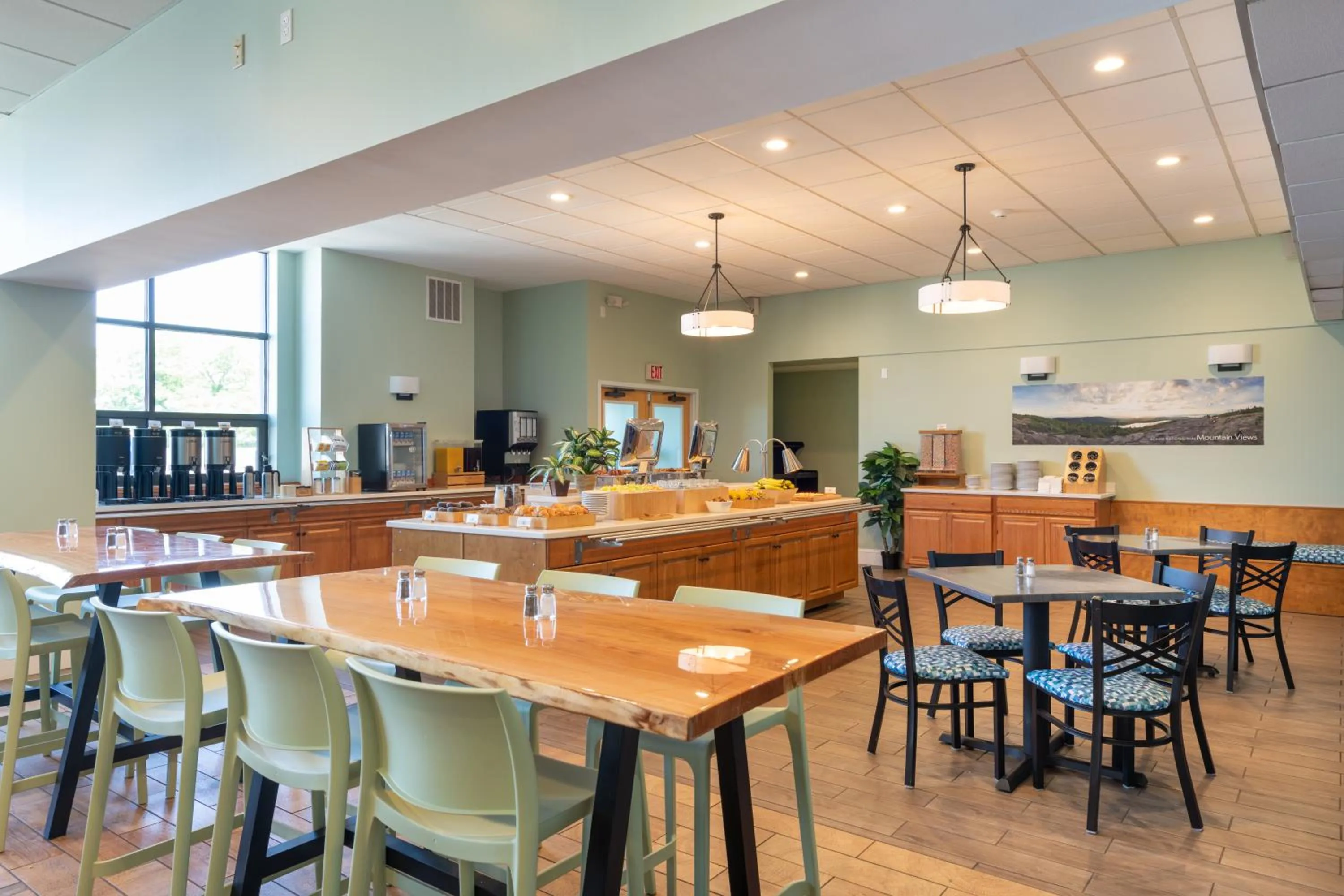 Breakfast in Atlantic Oceanside Hotel & Conference Center