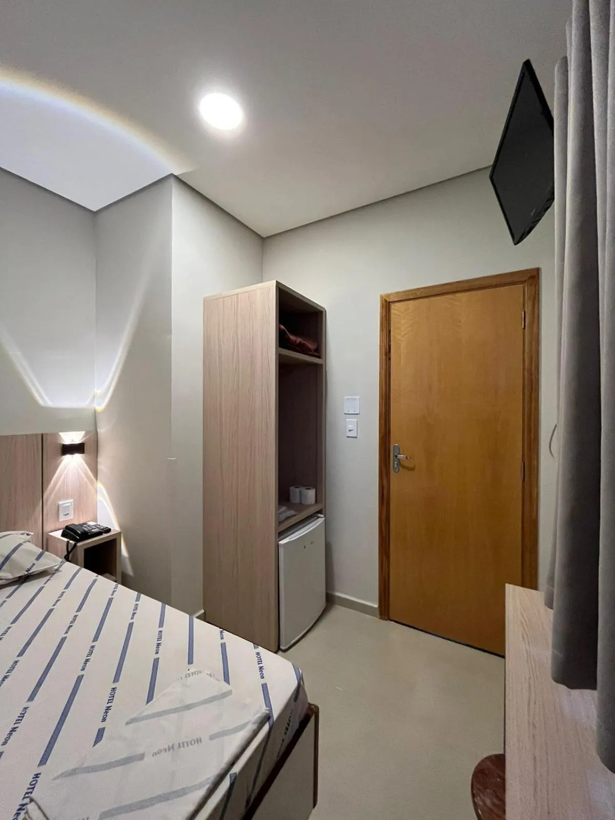 Communal lounge/ TV room in Hotel Neon - próximo a 25 de março, Bom Retiro e Brás, á 2min do mirante Sampa SKY e pista de skate Anhangabaú