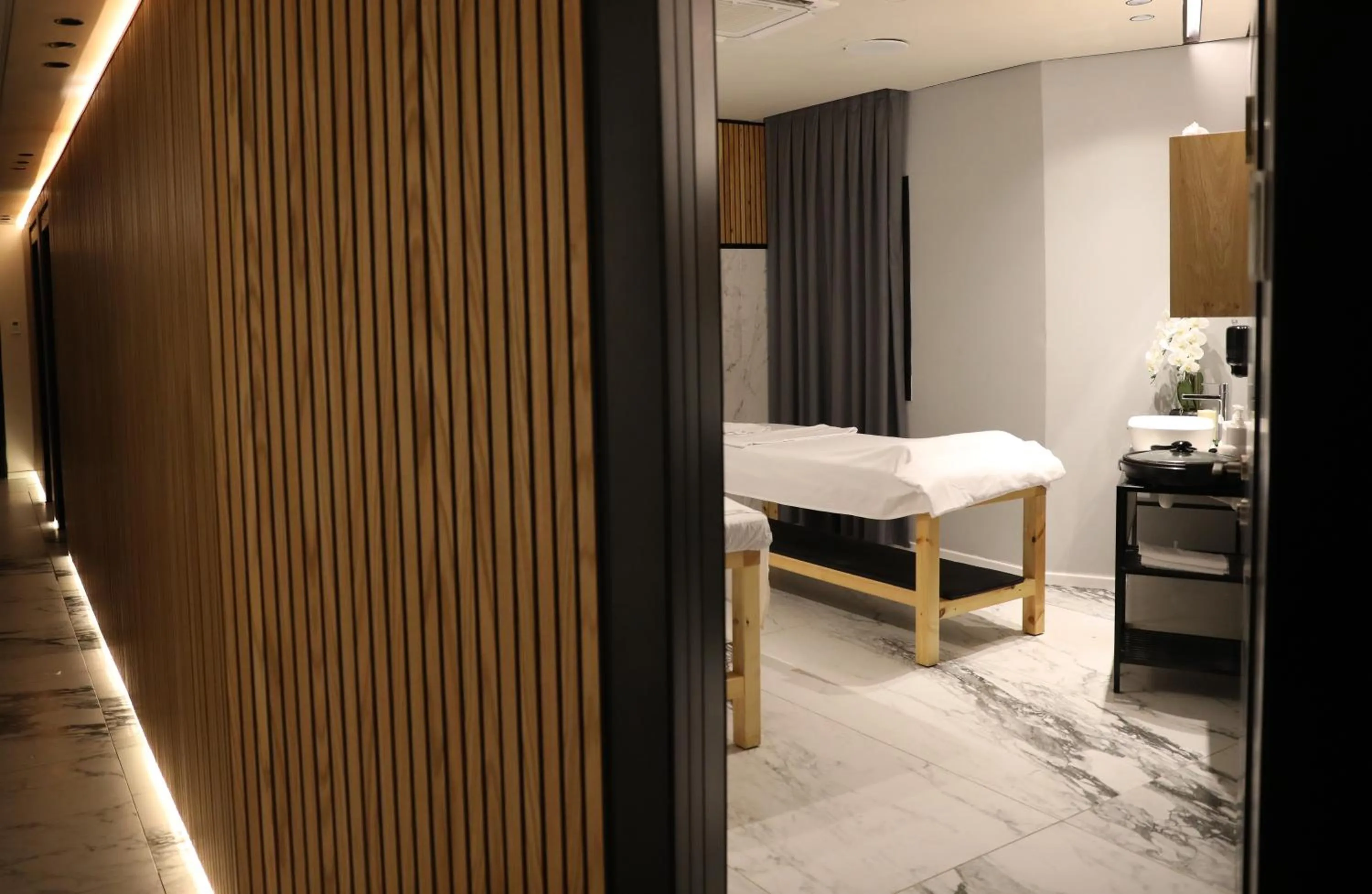 Spa and wellness centre/facilities, Bed in Dream Island Spa & Health Resort