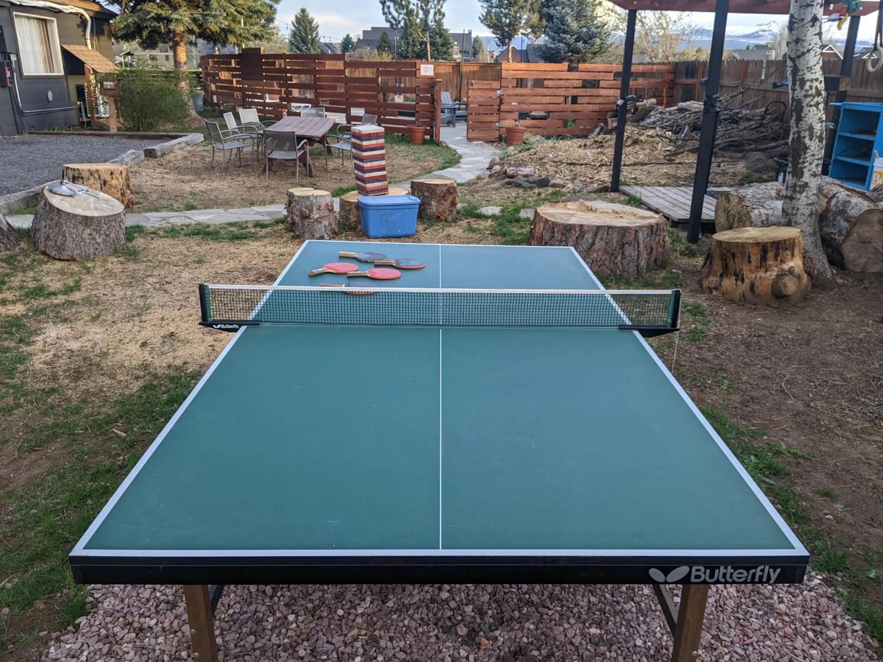 Table tennis in Left Coast Lodge - Pet Friendly