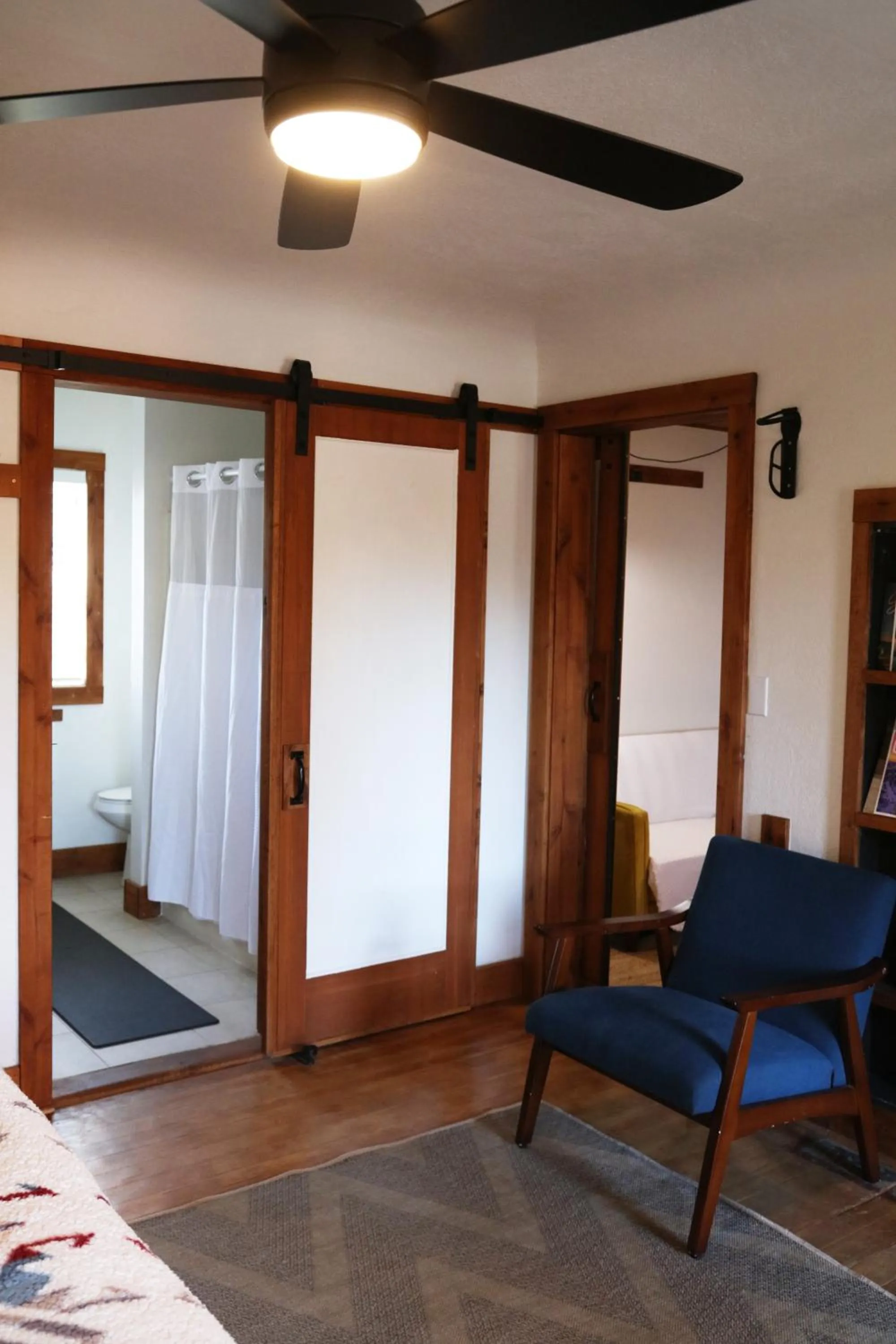 Bedroom in Left Coast Lodge - Pet Friendly