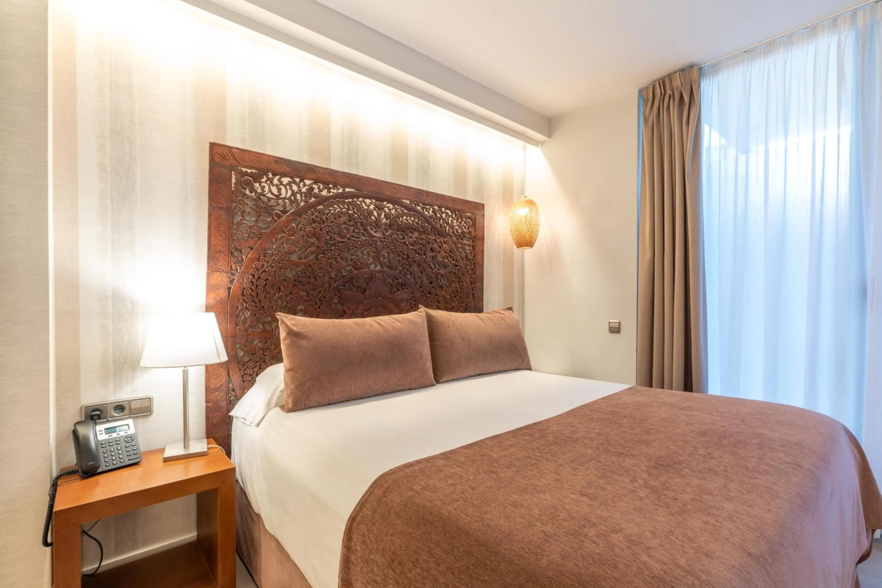 Bedroom, Bed in Serennia Fira Gran Via Exclusive Rooms