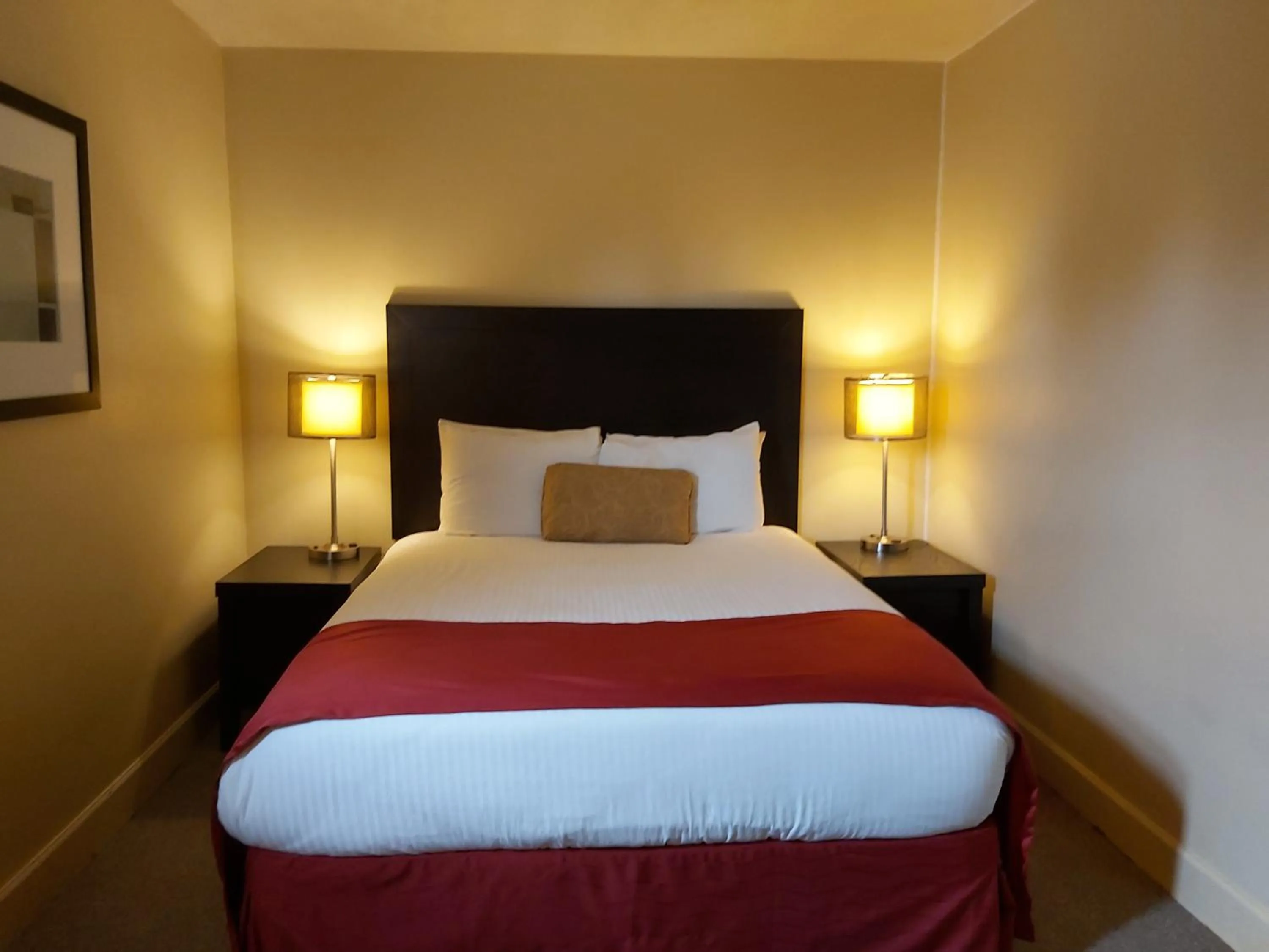 Bedroom in Seely's Motel