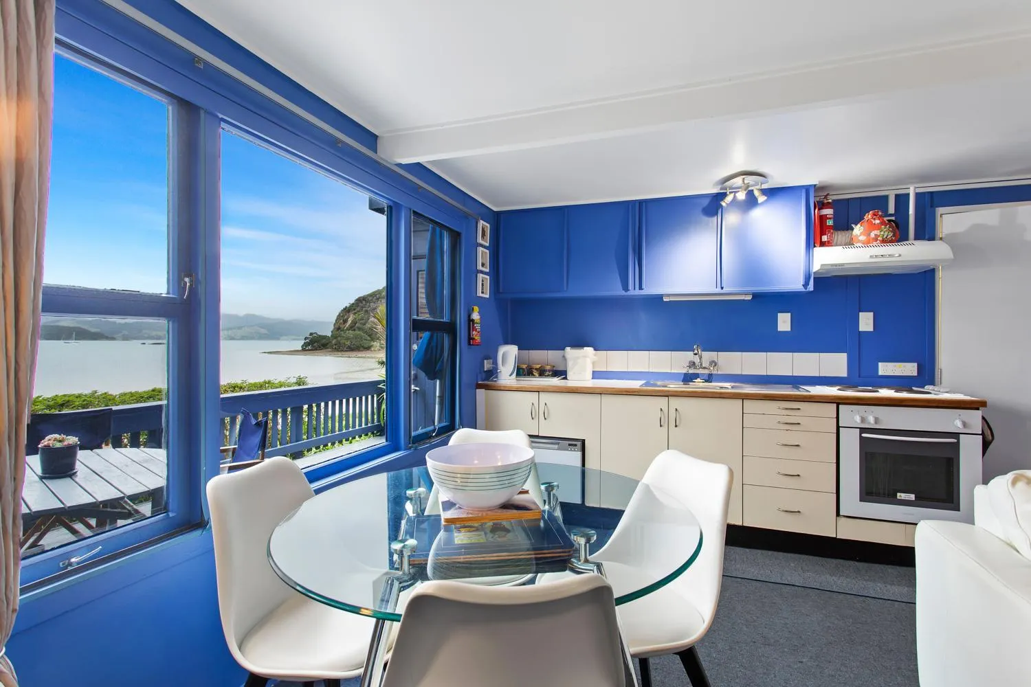 Diving in Coromandel Apartments