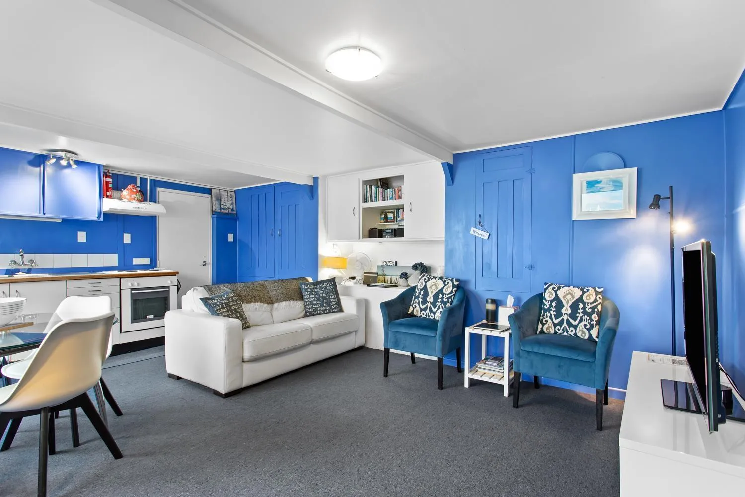 Living room in Coromandel Apartments