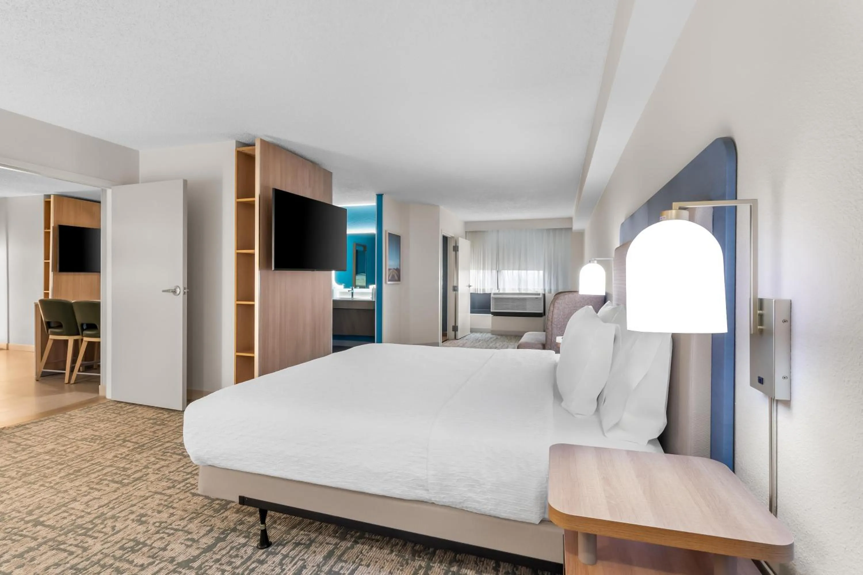 Bed in Homewood Suites by Hilton Oklahoma City Airport