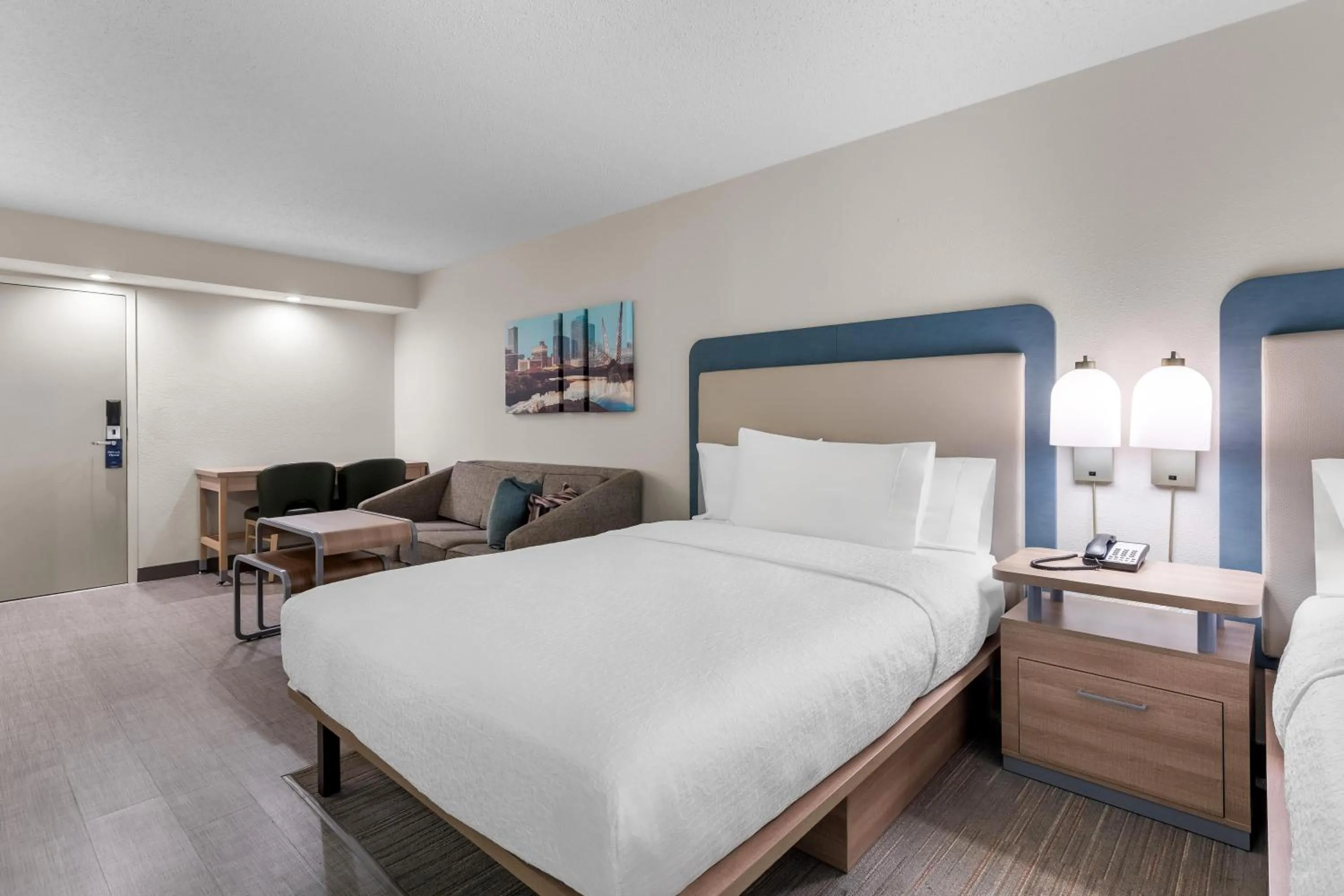 Living room, Bed in Homewood Suites by Hilton Oklahoma City Airport