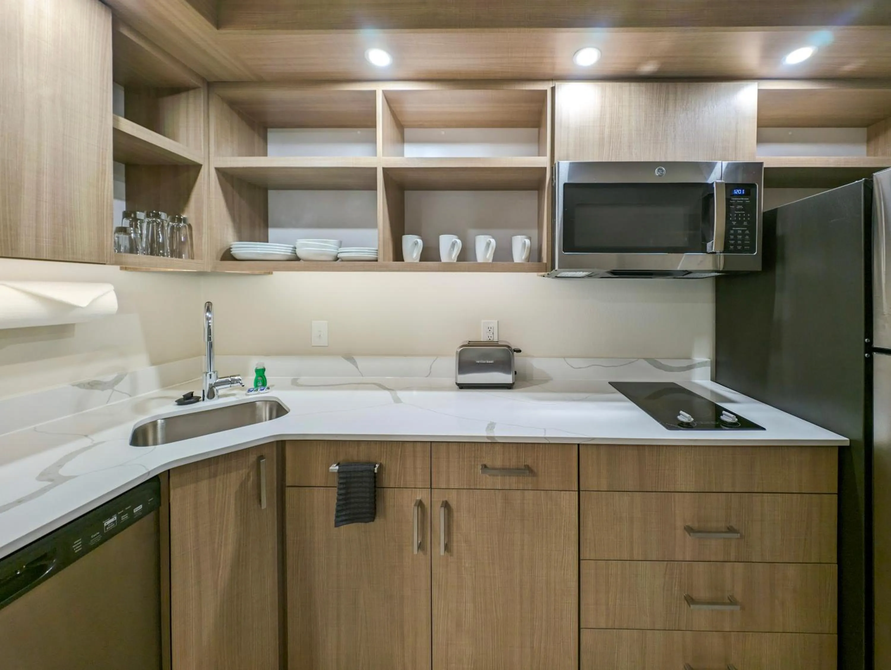 Kitchen or kitchenette in Homewood Suites by Hilton Oklahoma City Airport