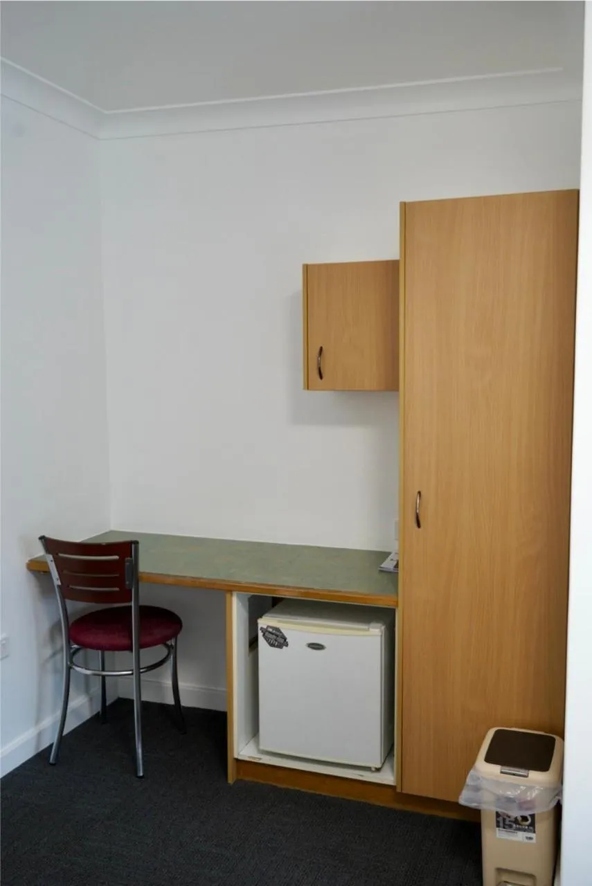 O'Shea's Royal Hotel