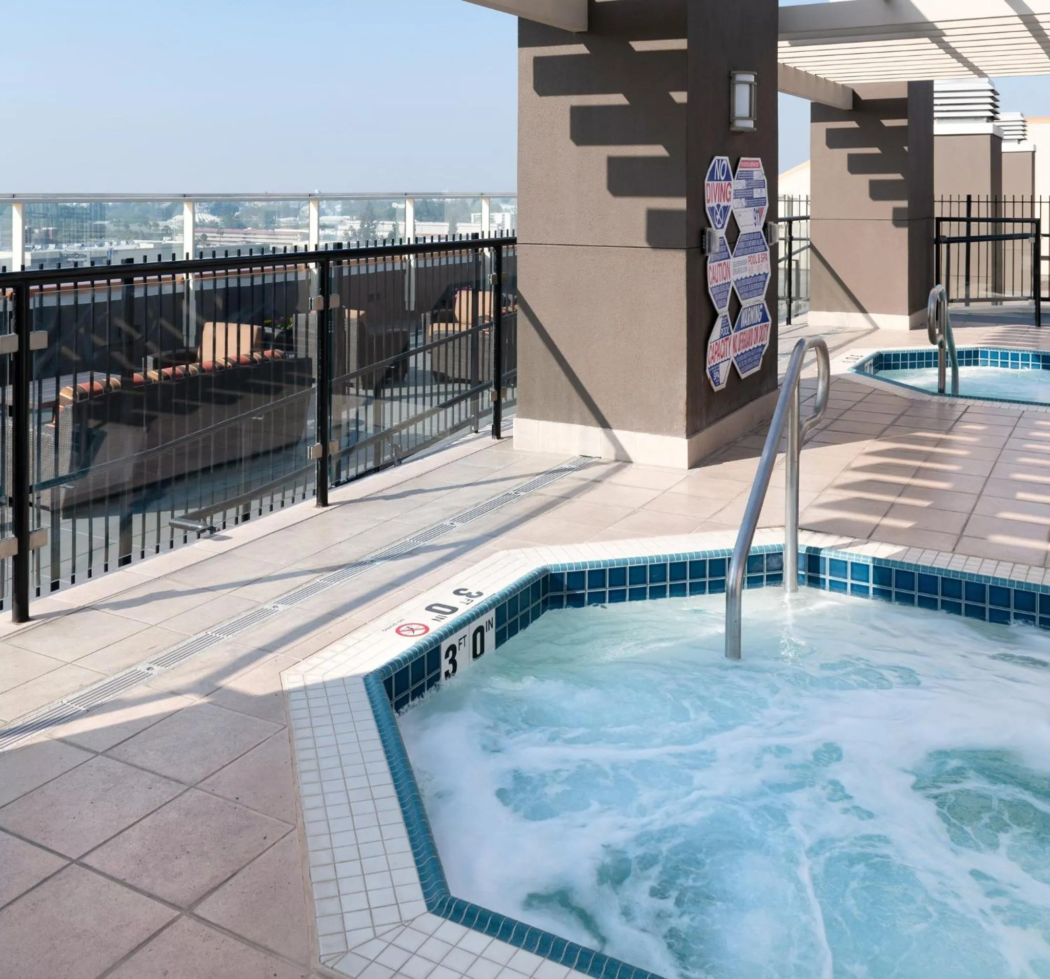 Swimming pool in WorldMark Anaheim