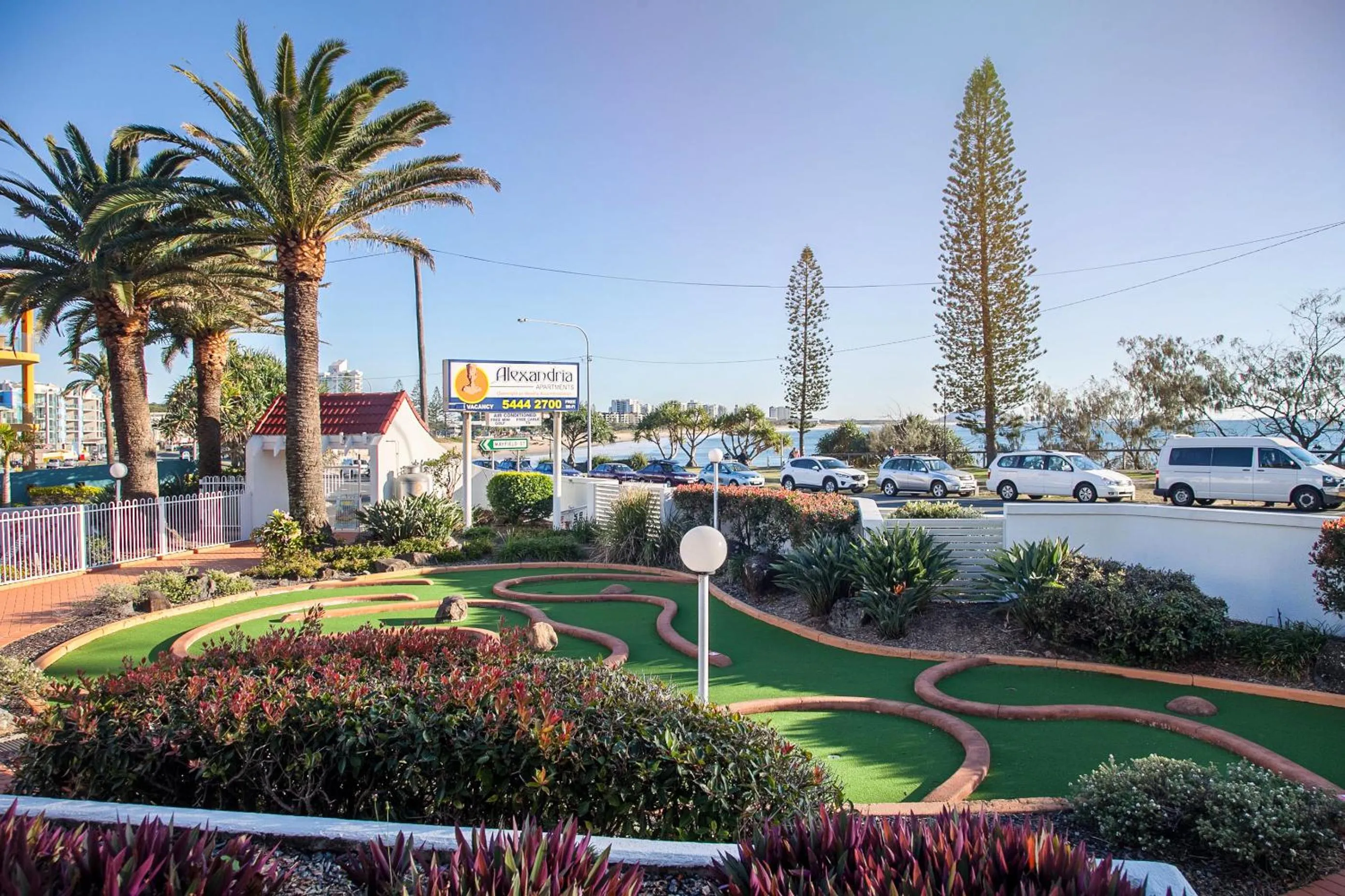 Day in Alexandria Apartments