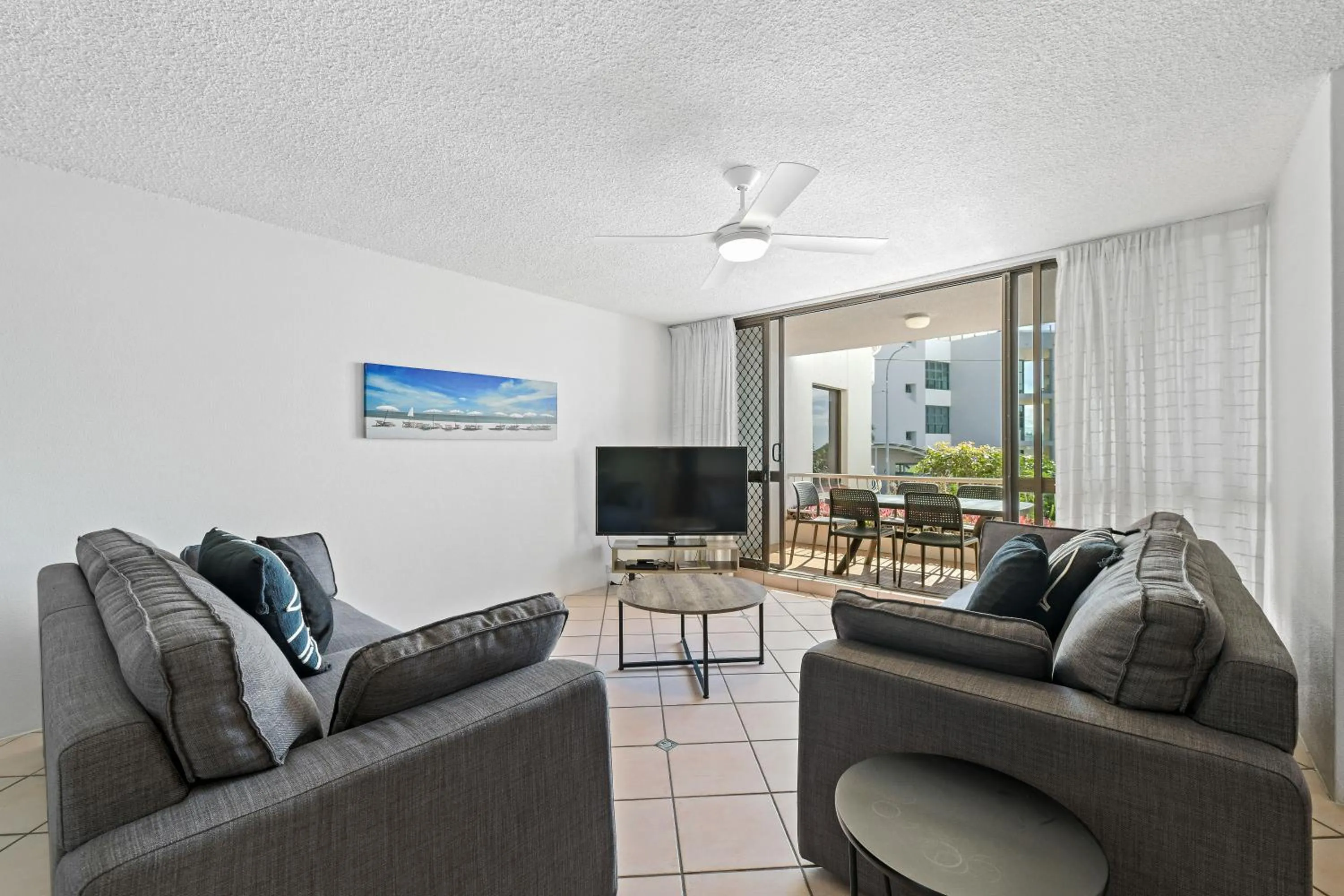 TV and multimedia in Alexandria Apartments