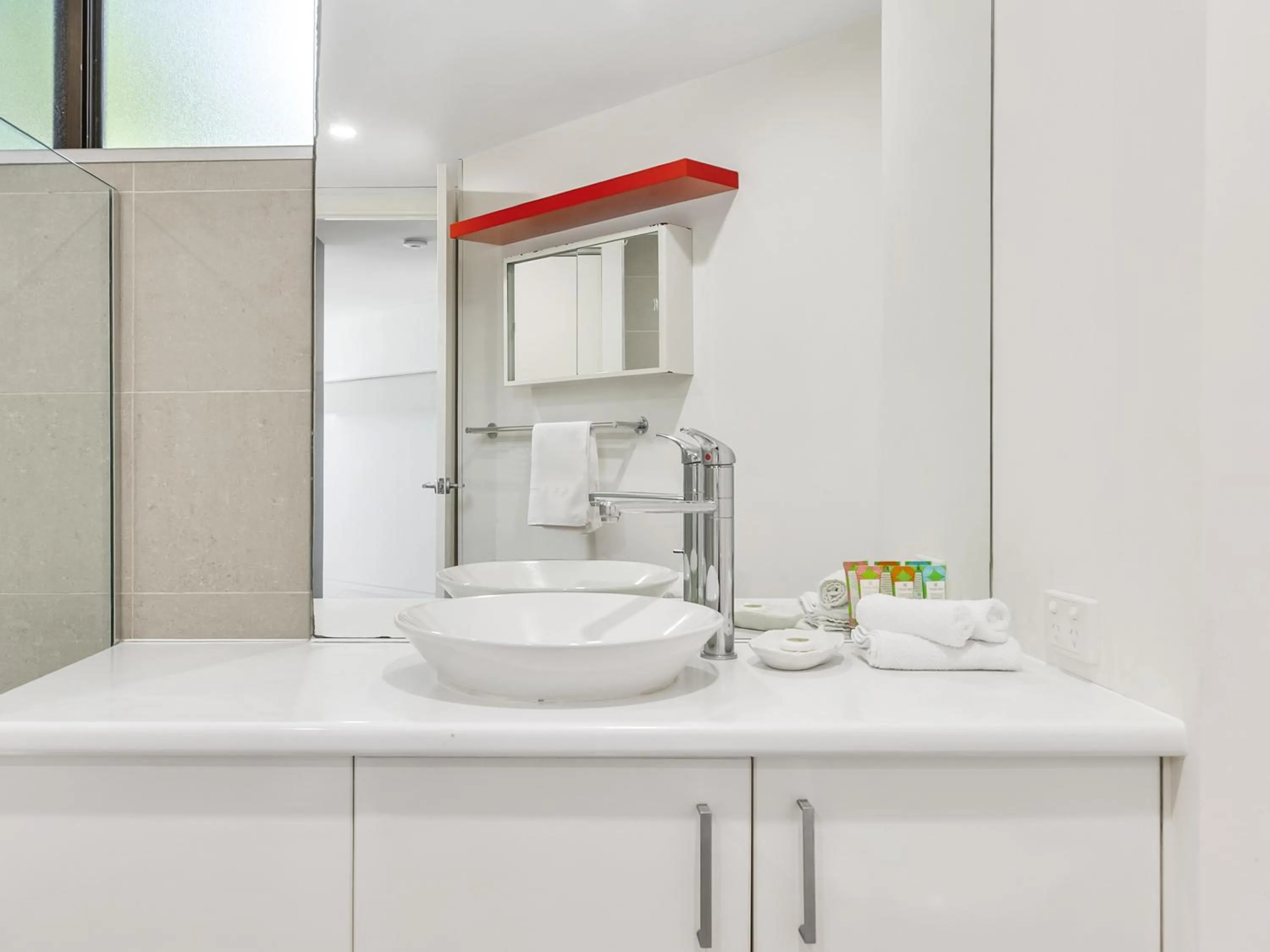 Bathroom in Alexandria Apartments