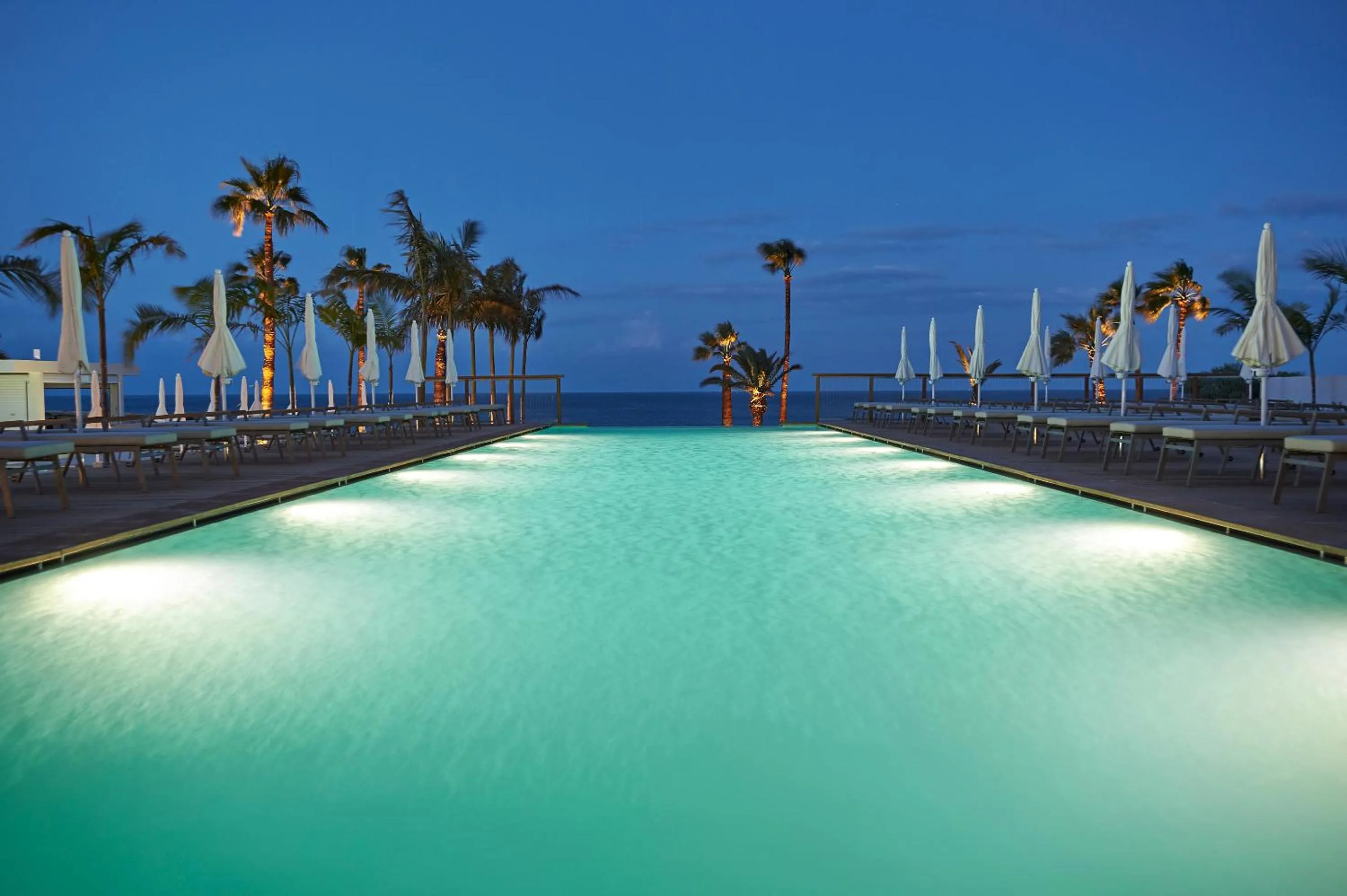 Night in Sunrise Jade - Adults Only