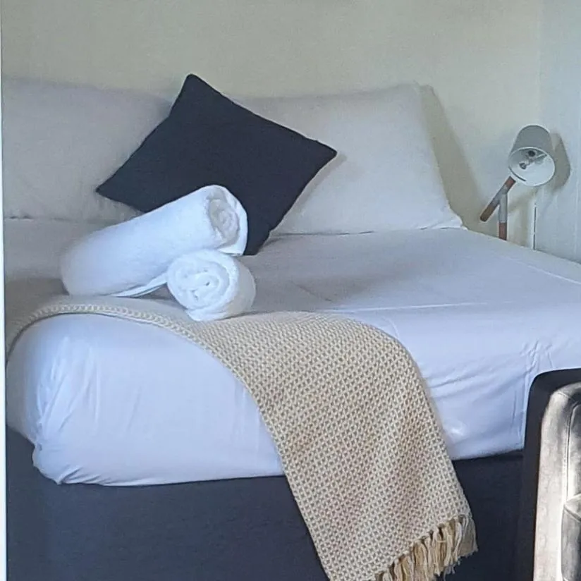 Batemans Bay Holiday Park & Hostel