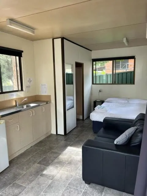 Bed in Batemans Bay Holiday Park & Hostel