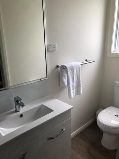 Bathroom in Batemans Bay Holiday Park & Hostel