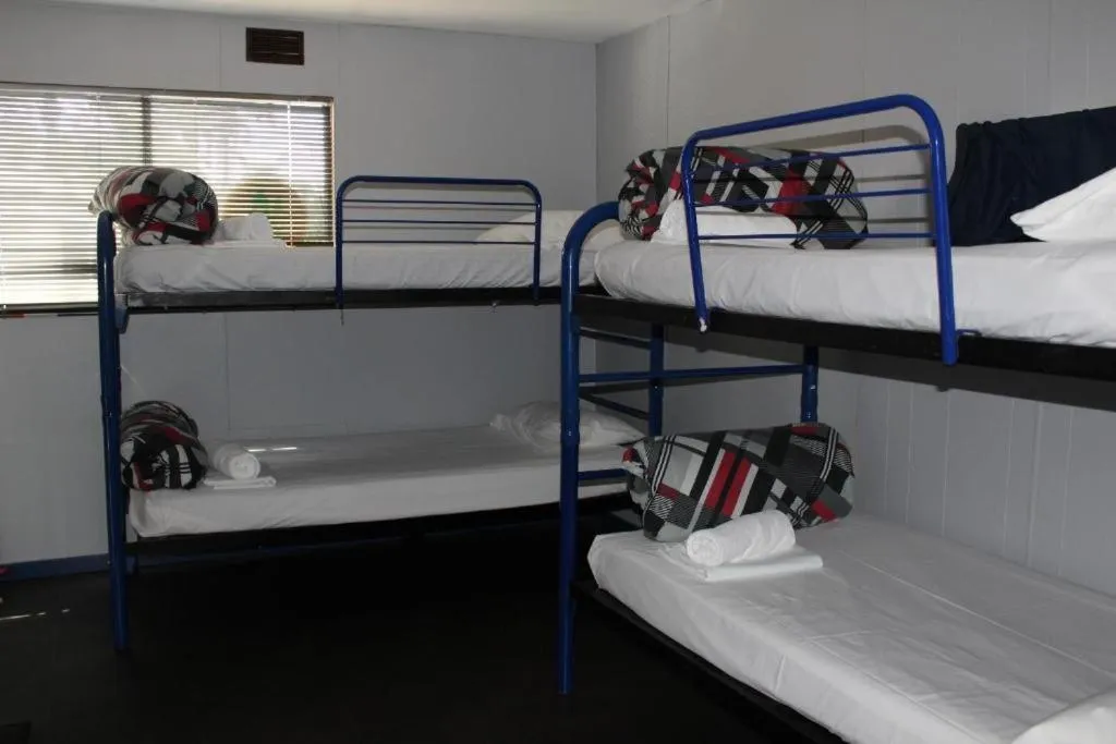 bunk bed, Bed in Batemans Bay Holiday Park & Hostel